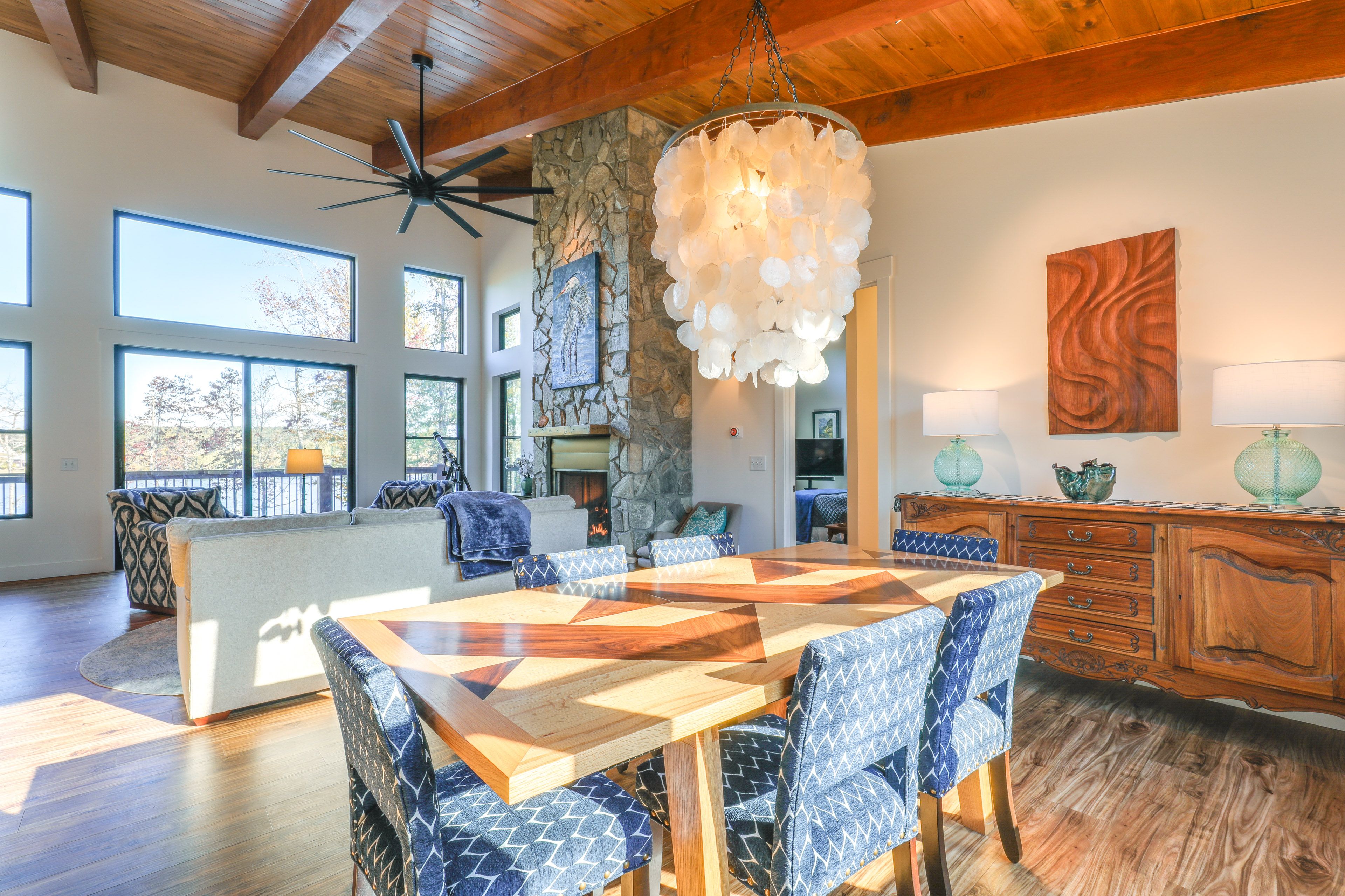 Dining Area | Main Level