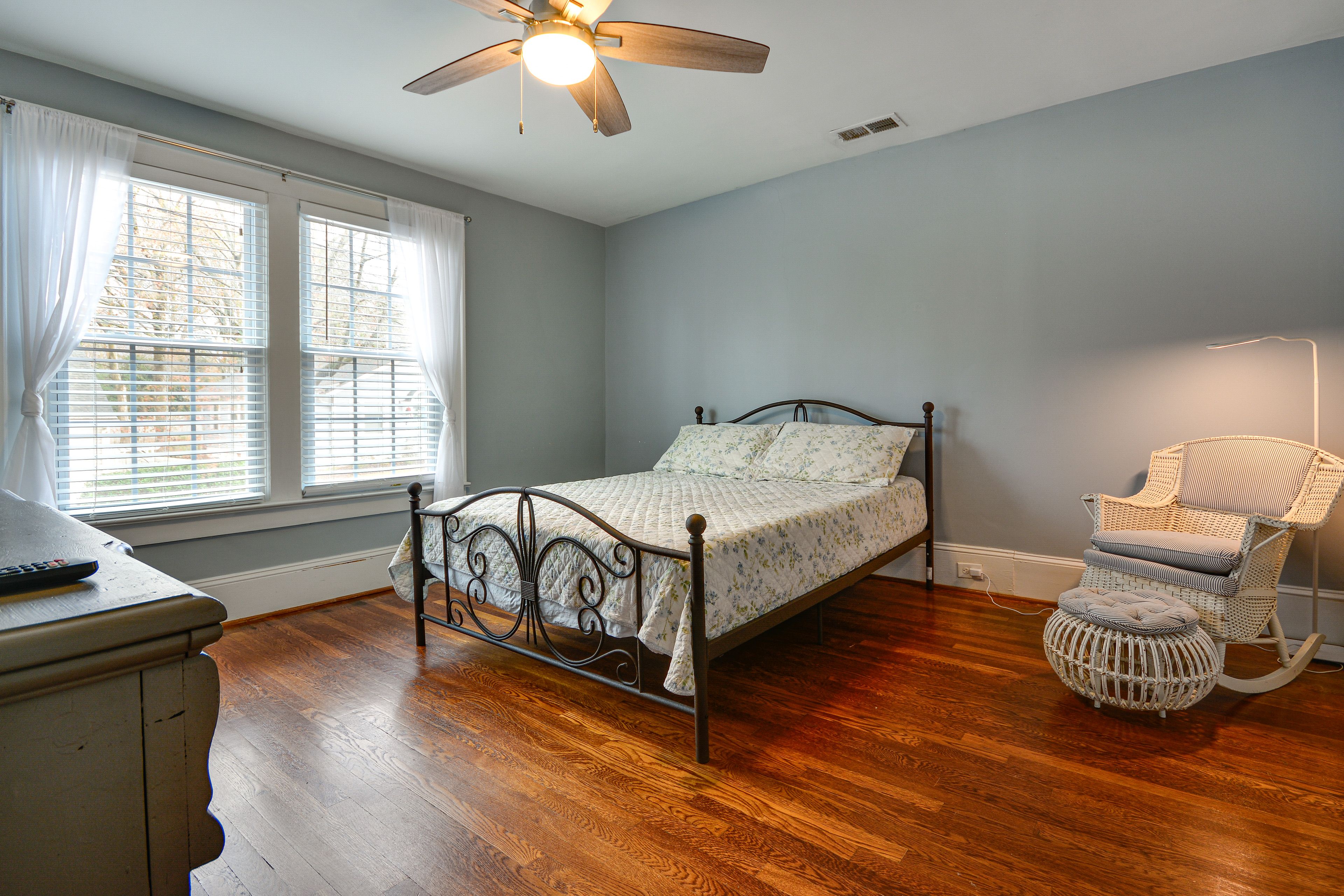 Bedroom 2 | Queen Bed | 2nd Floor