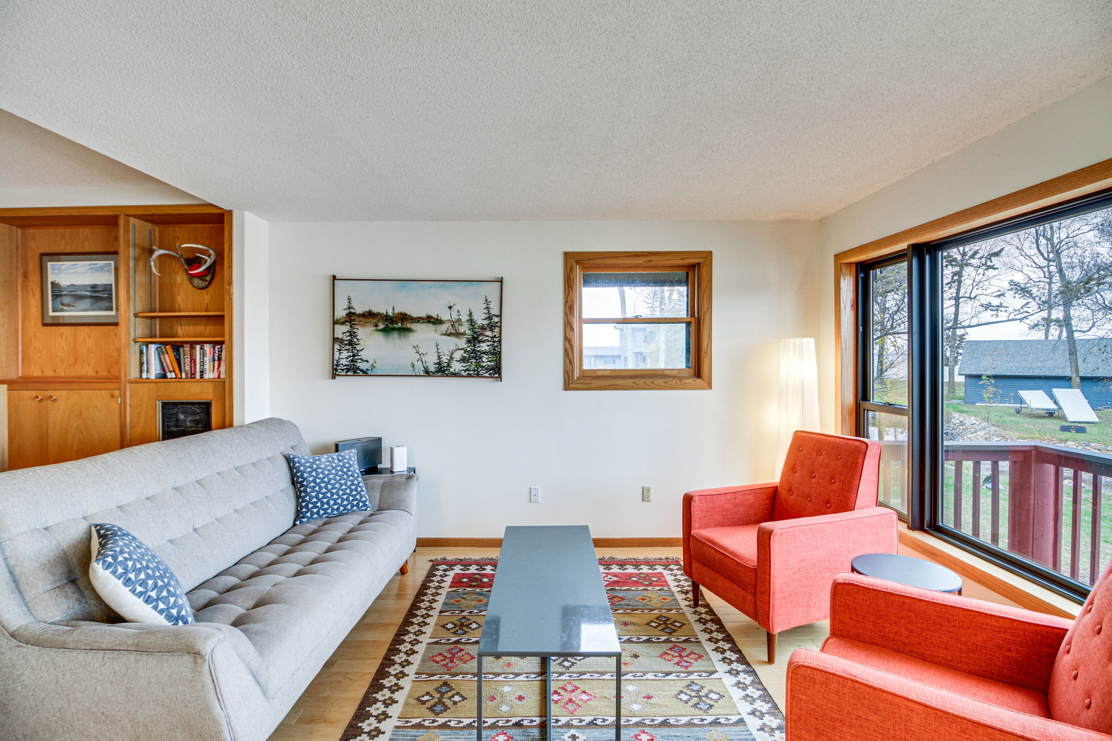 Living Room | Upper Level