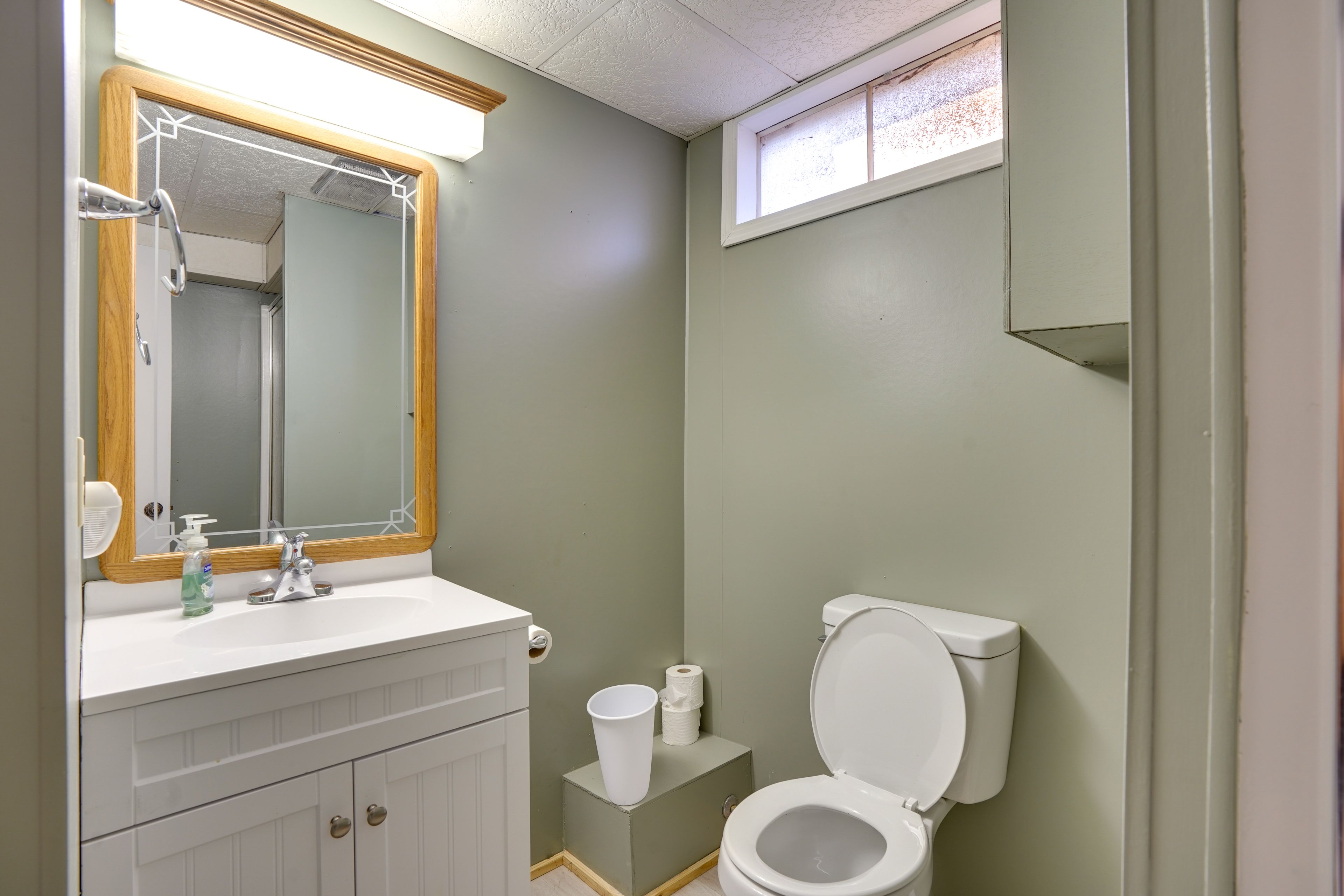 Full Bathroom | Basement