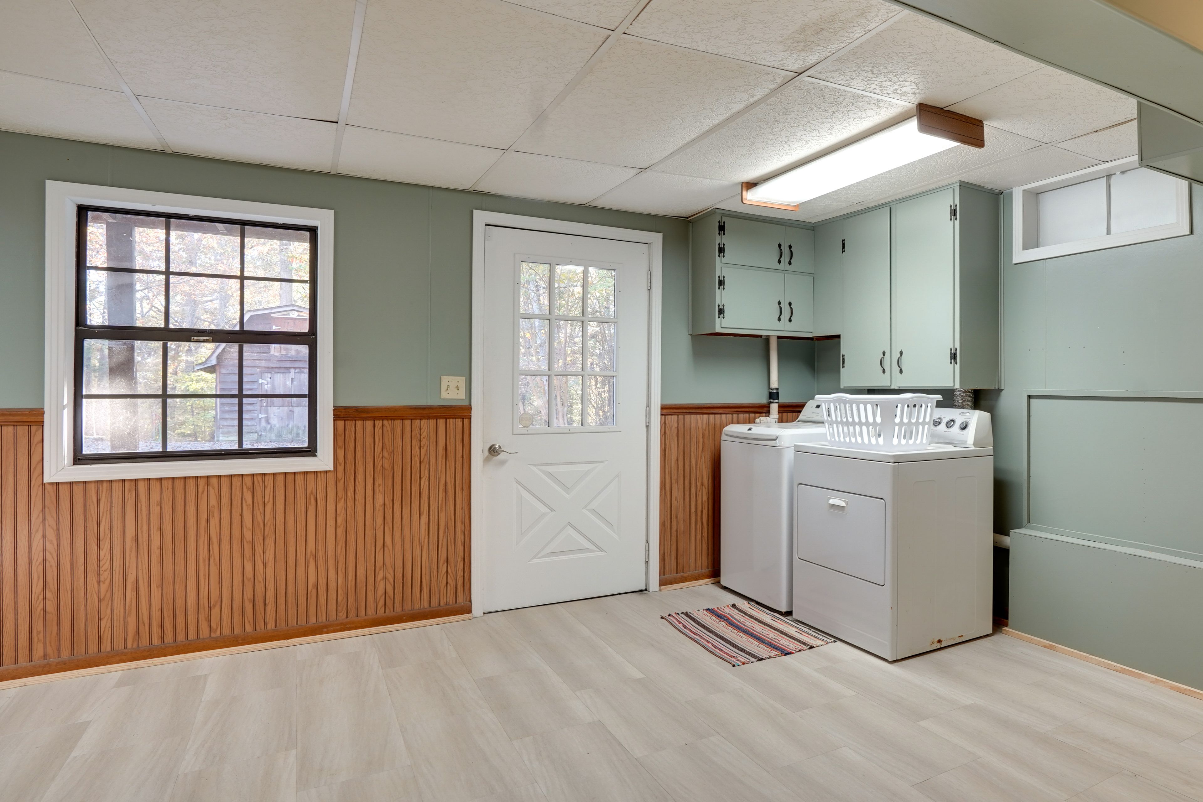 Laundry Area | Basement | Washer & Dryer