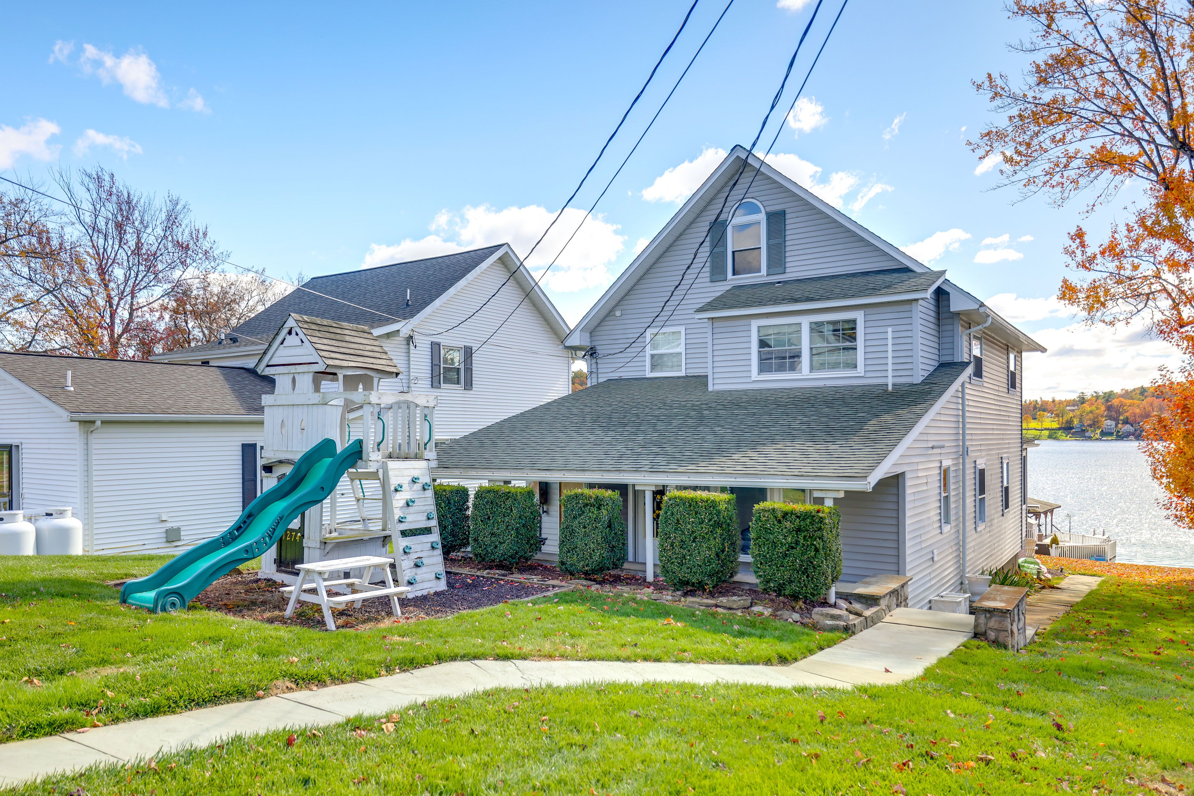 House Exterior | Playground | Kayaks