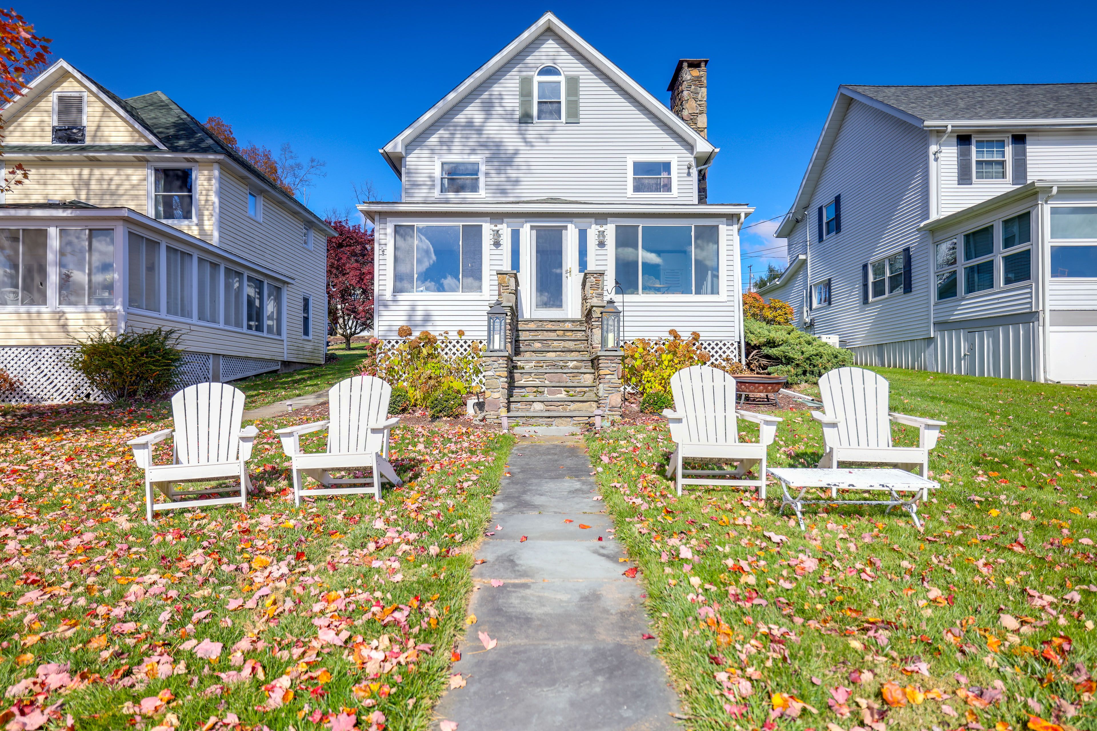 House Exterior | Backyard