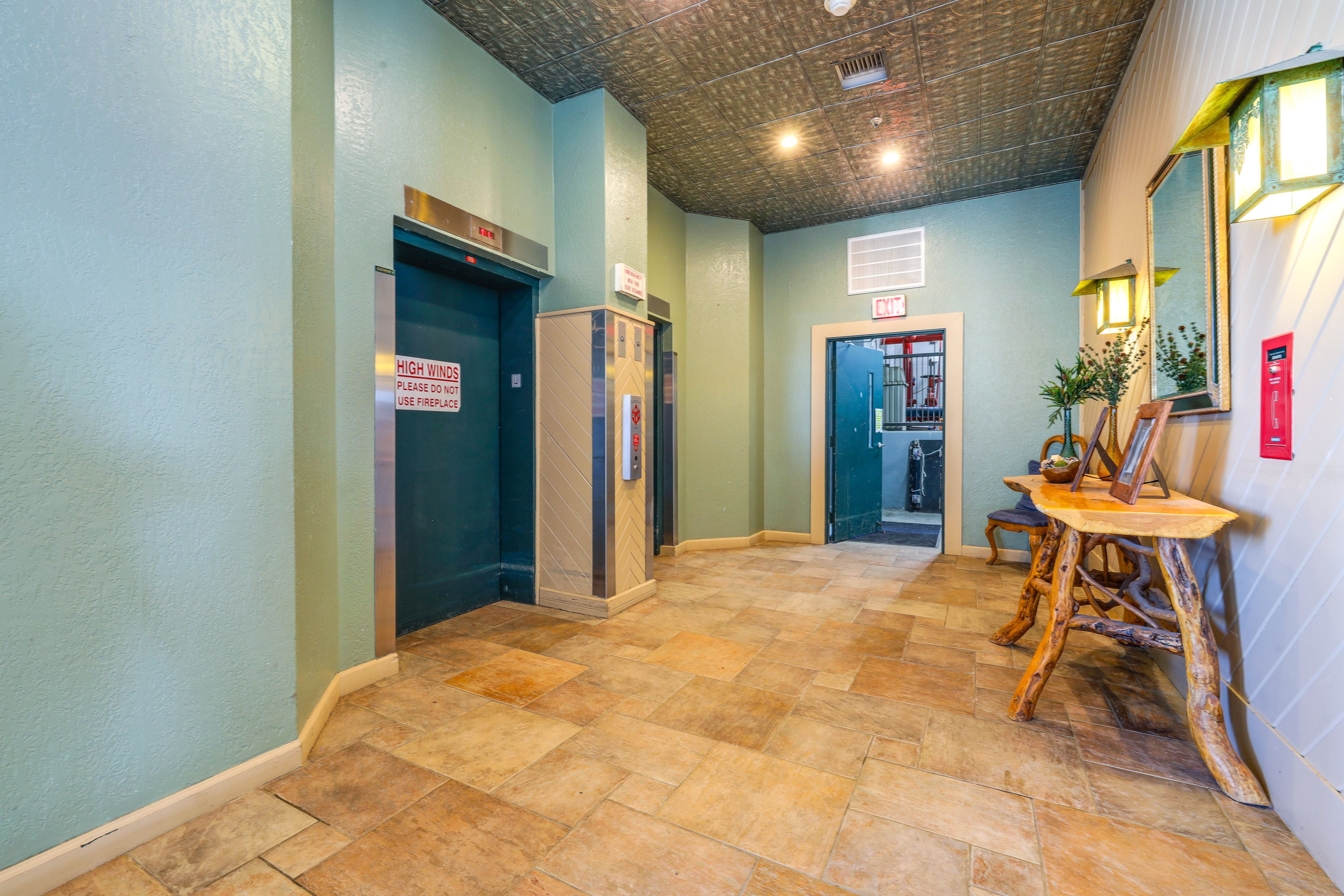 Community Lobby | Elevator Access