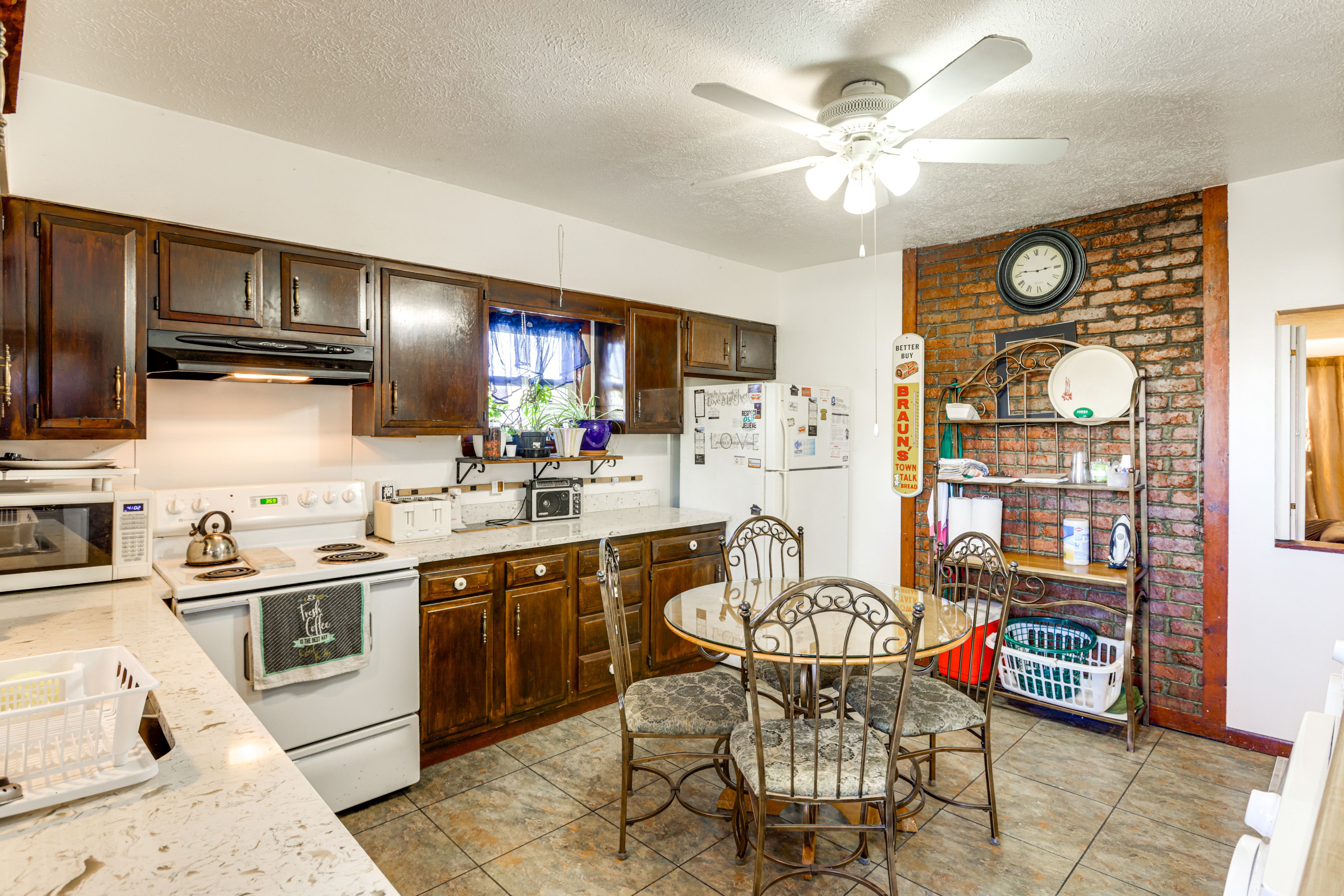 Dining Area | 1st Floor | Dishware/Flatware