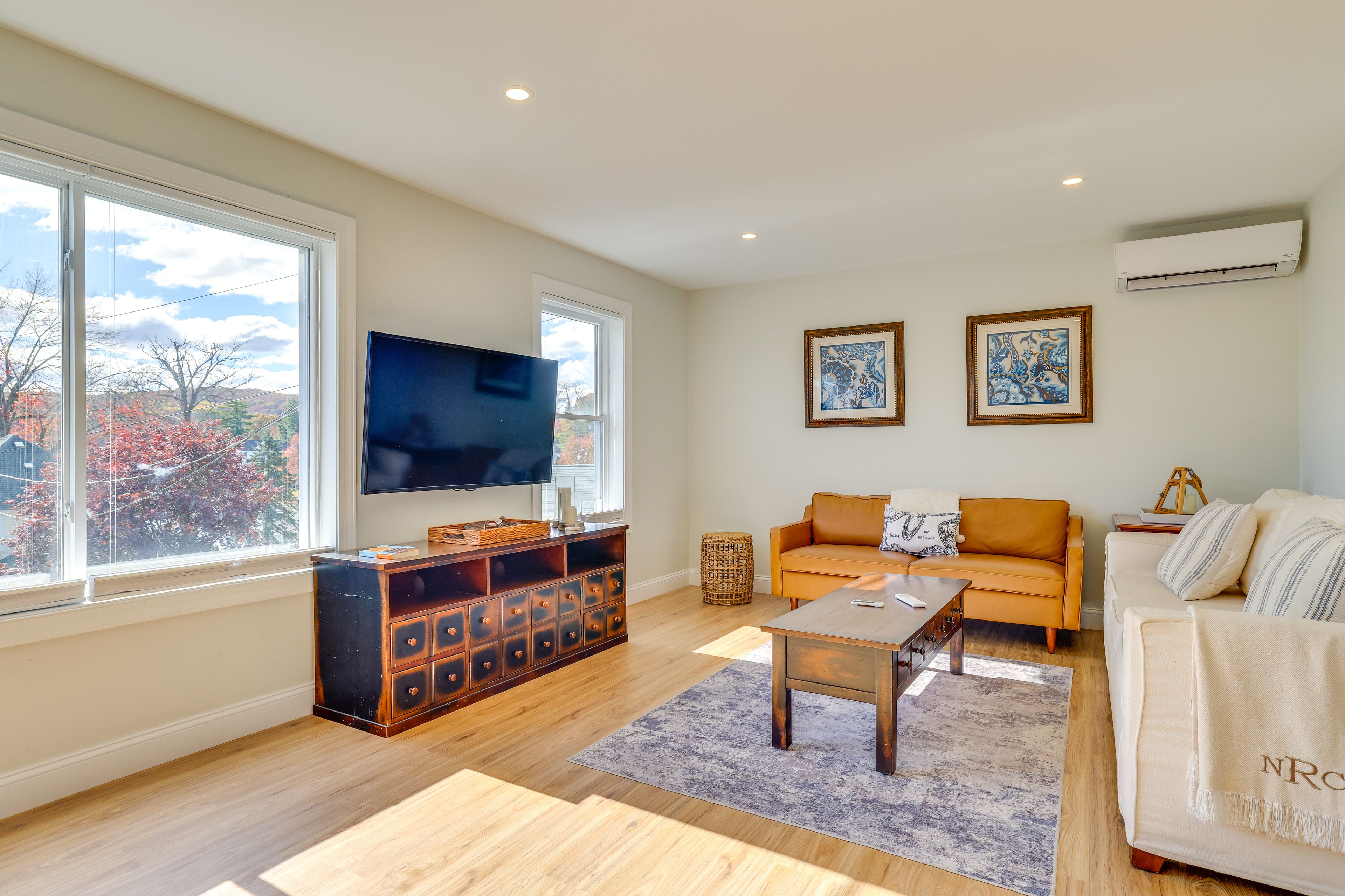 Living Room | 1st Floor