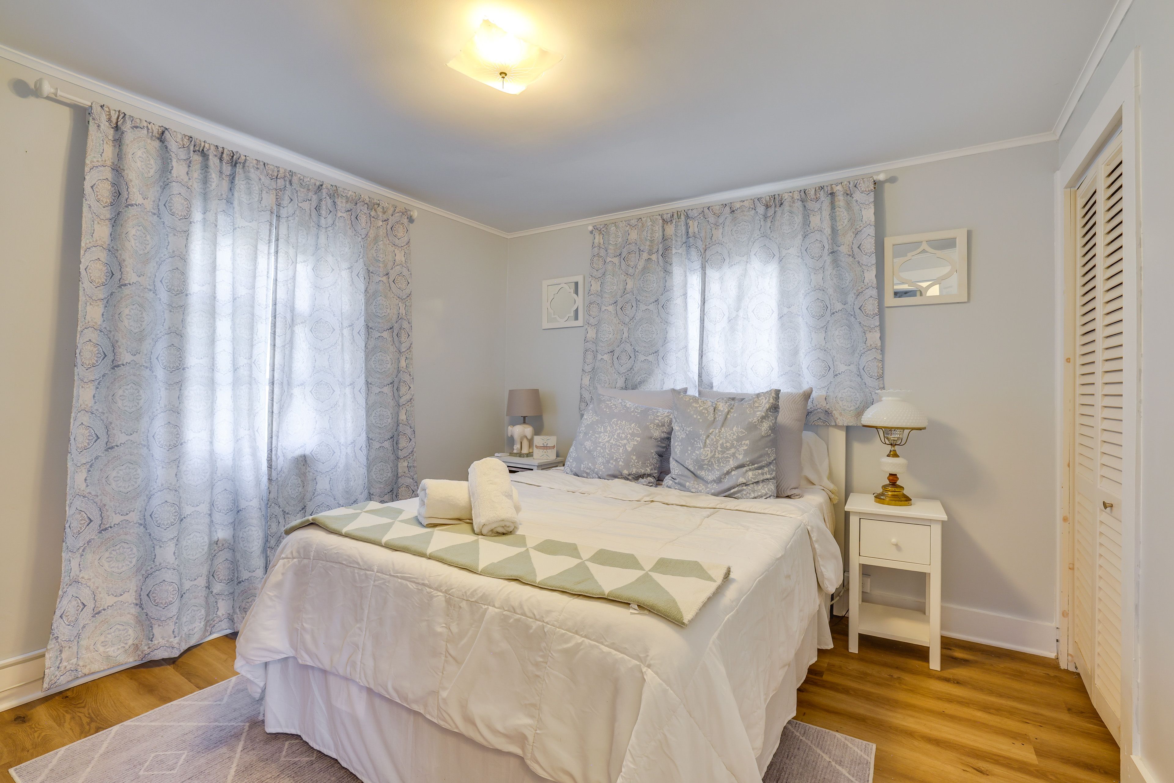 Bedroom 1 | Queen Bed | 2nd Floor