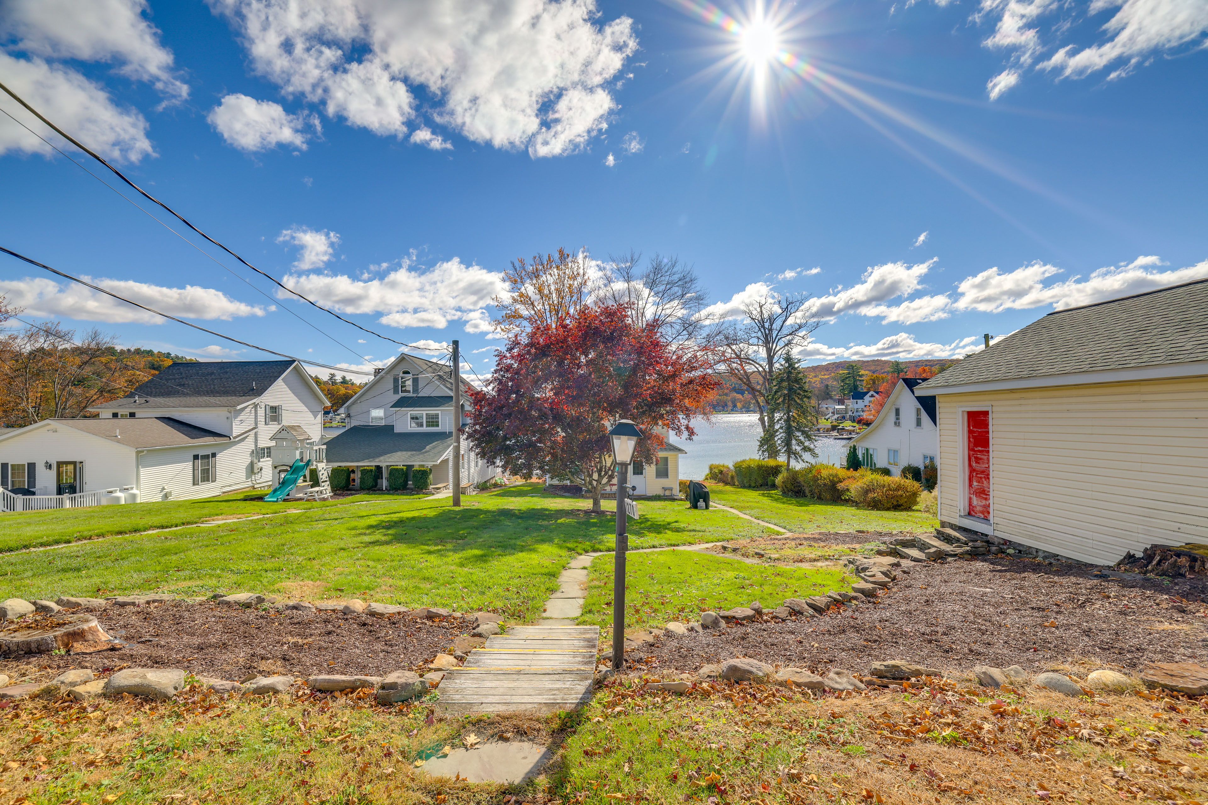 Gravel Parking Area (2 Vehicles)