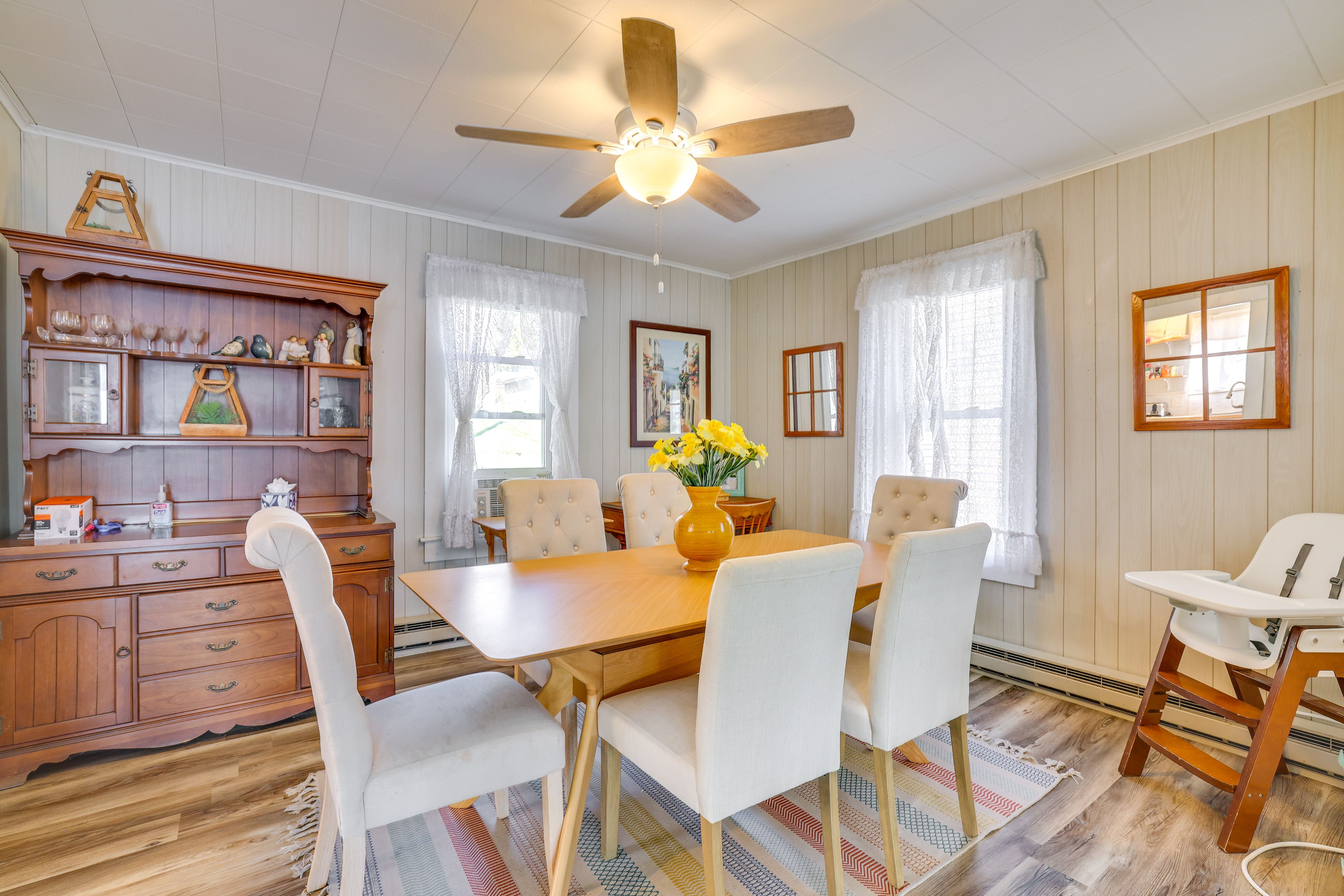 Dining Area | High Chair | 1st Floor