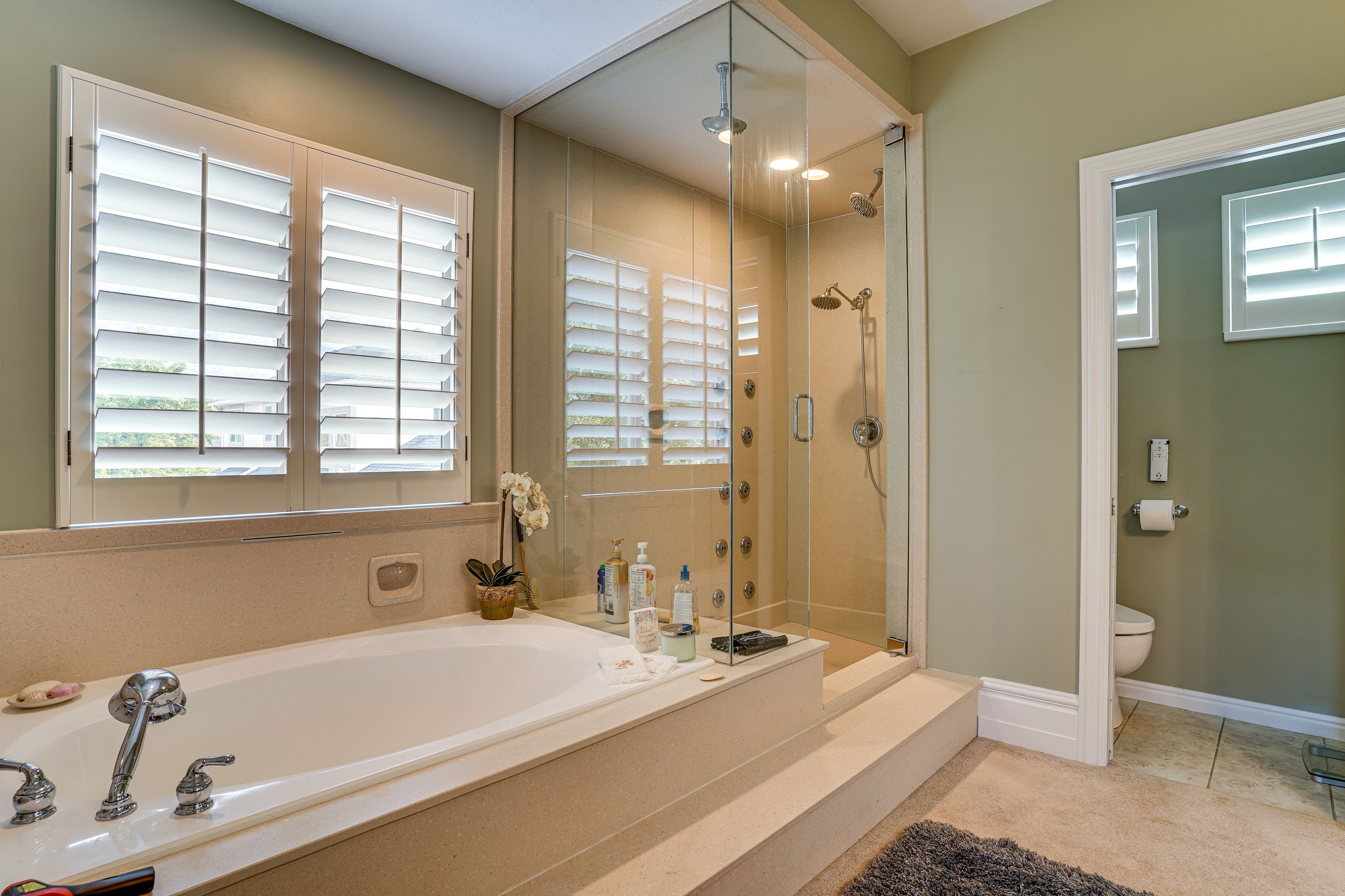 En-Suite Bathroom | Walk-In Closet | In-Unit Laundry | 2nd Floor