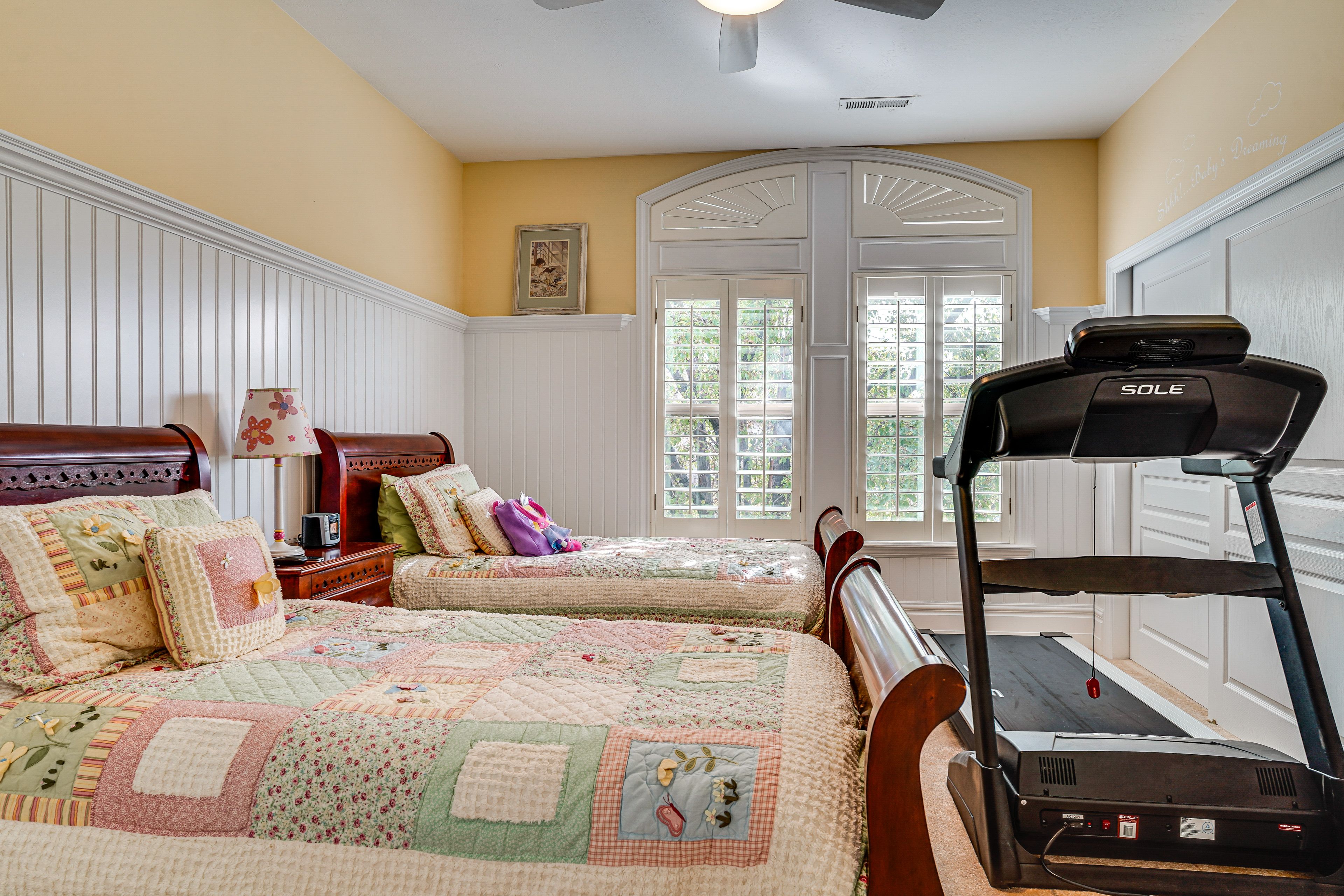 Bedroom 2 | 2 Twin Beds | Apple TV | 2nd Floor