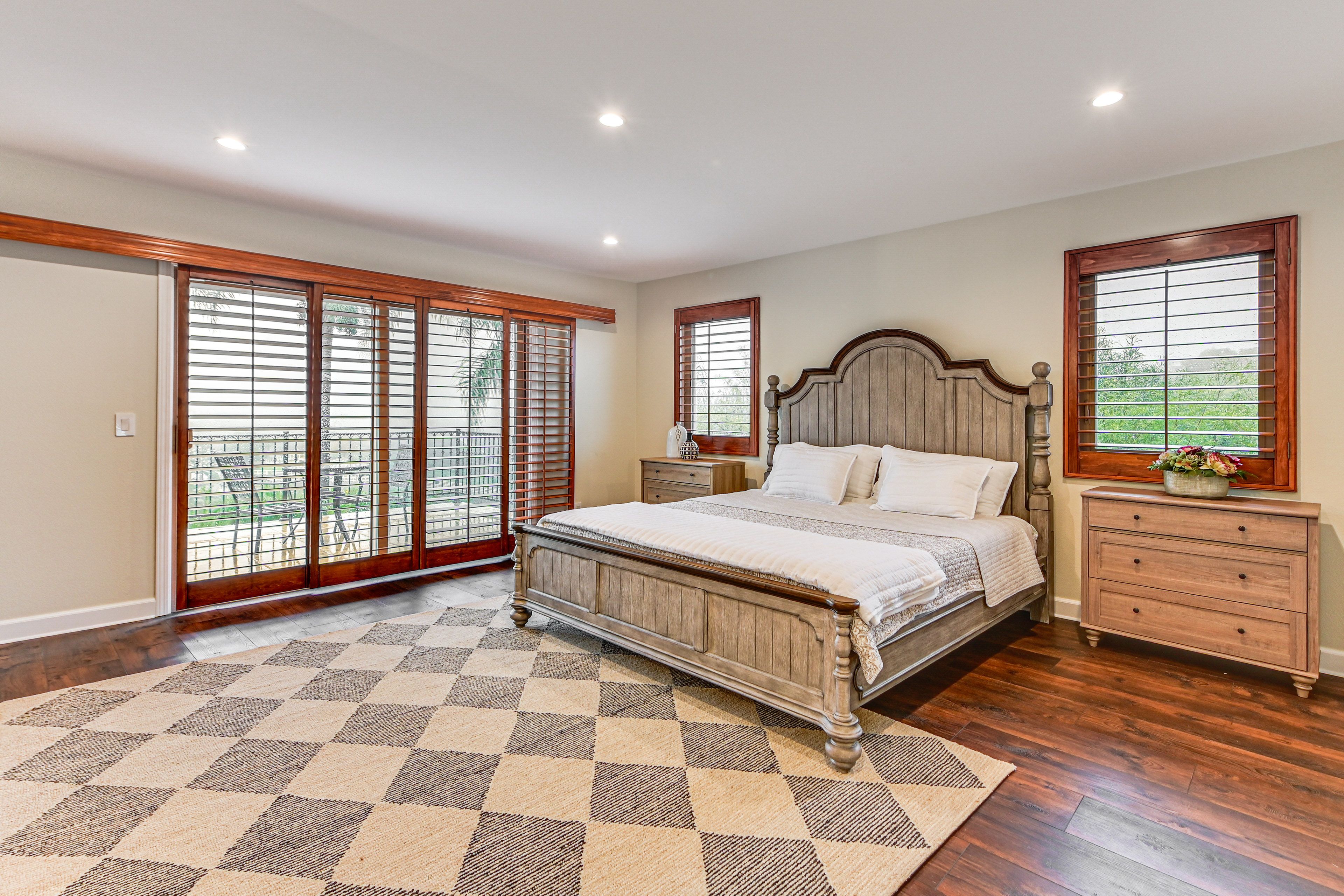 Bedroom 2 | King Bed | 2nd Floor