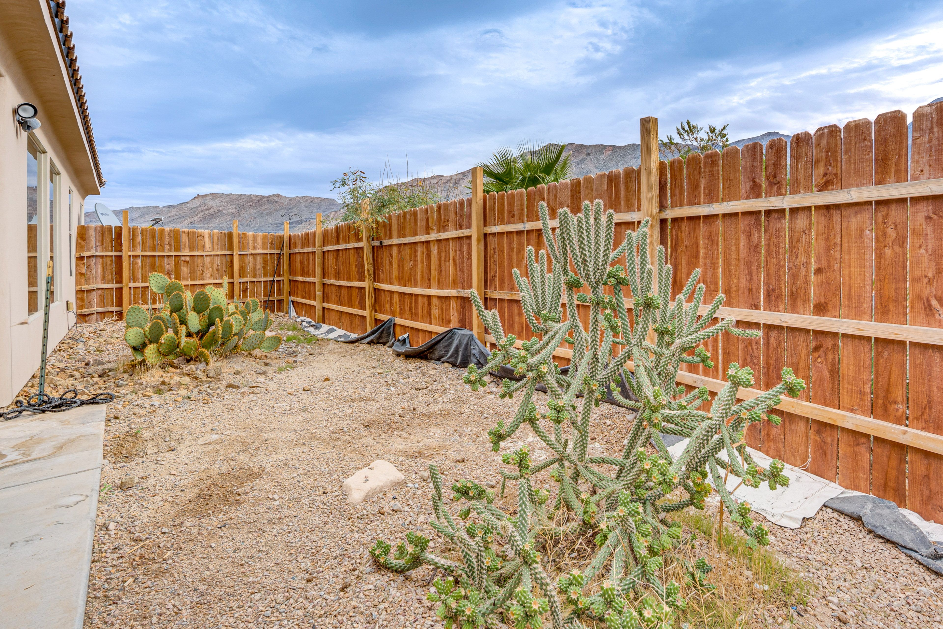 Fenced Yard | Mountain Views