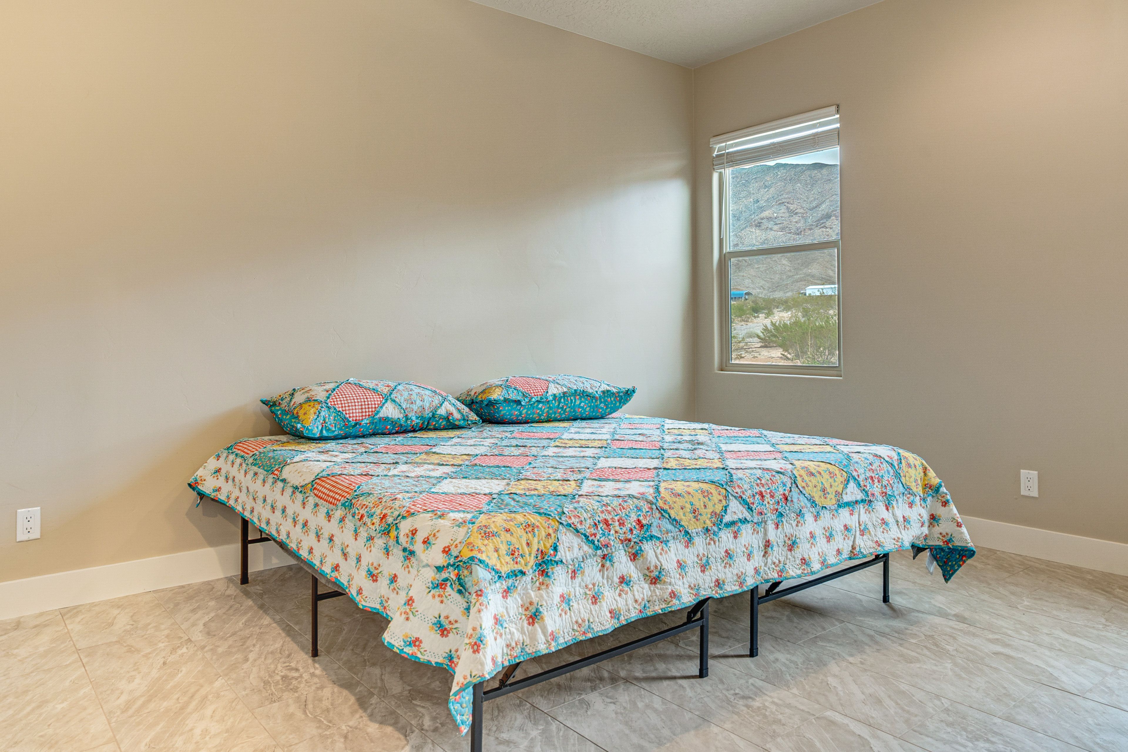 Bedroom 1 | King Bed | Smart TV