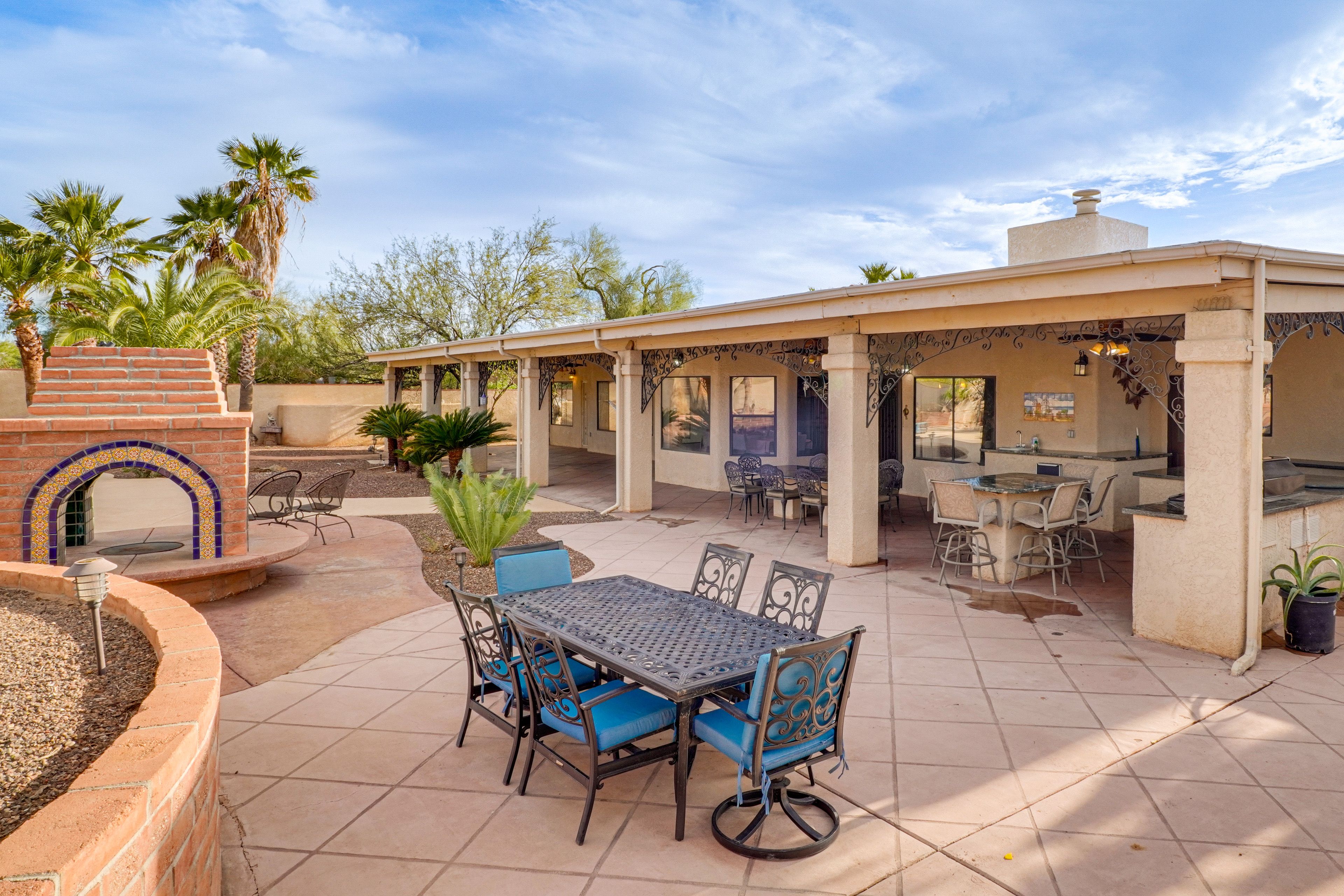 Private Patio | Outdoor Dining & Kitchen