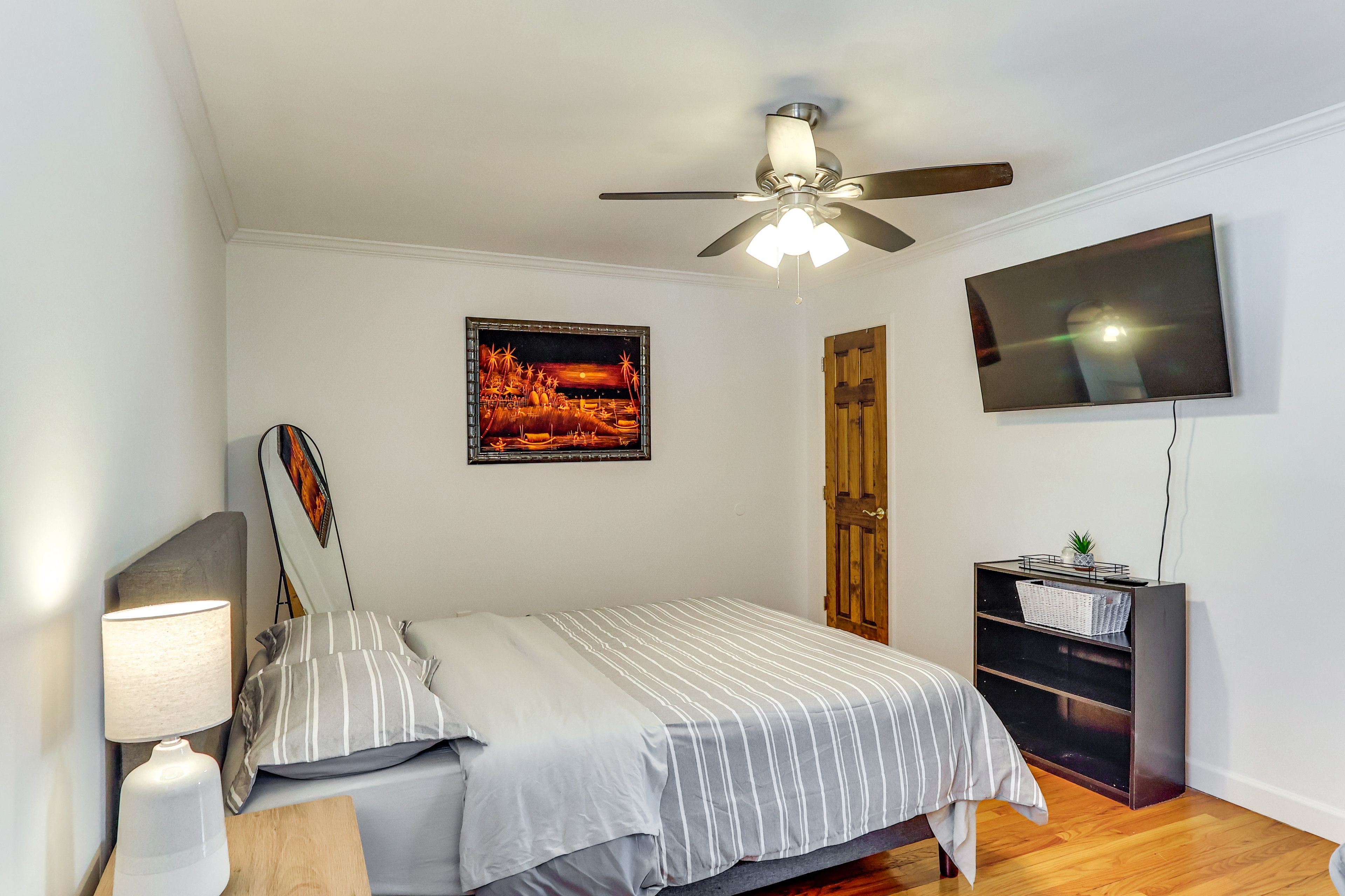 Bedroom 2 | Queen Bed | 3rd Level