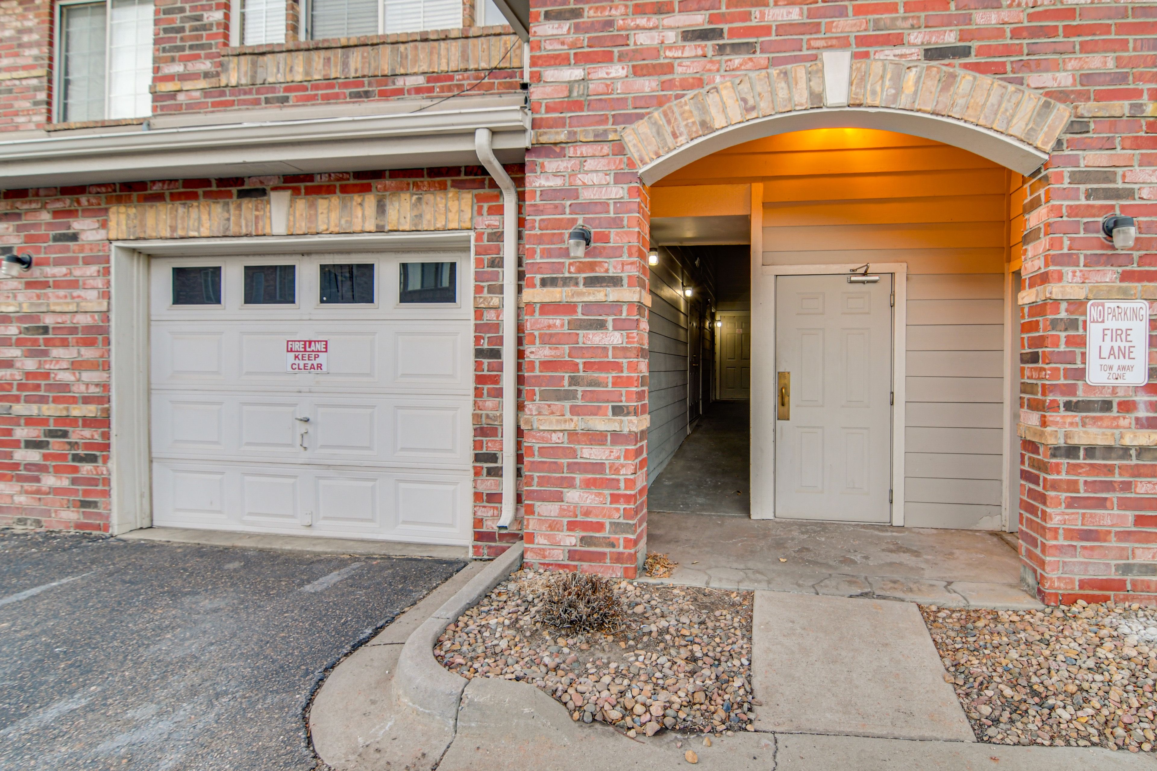 Garage (1 Vehicle) | Parking Spot (1 Vehicle) | Free Street Parking