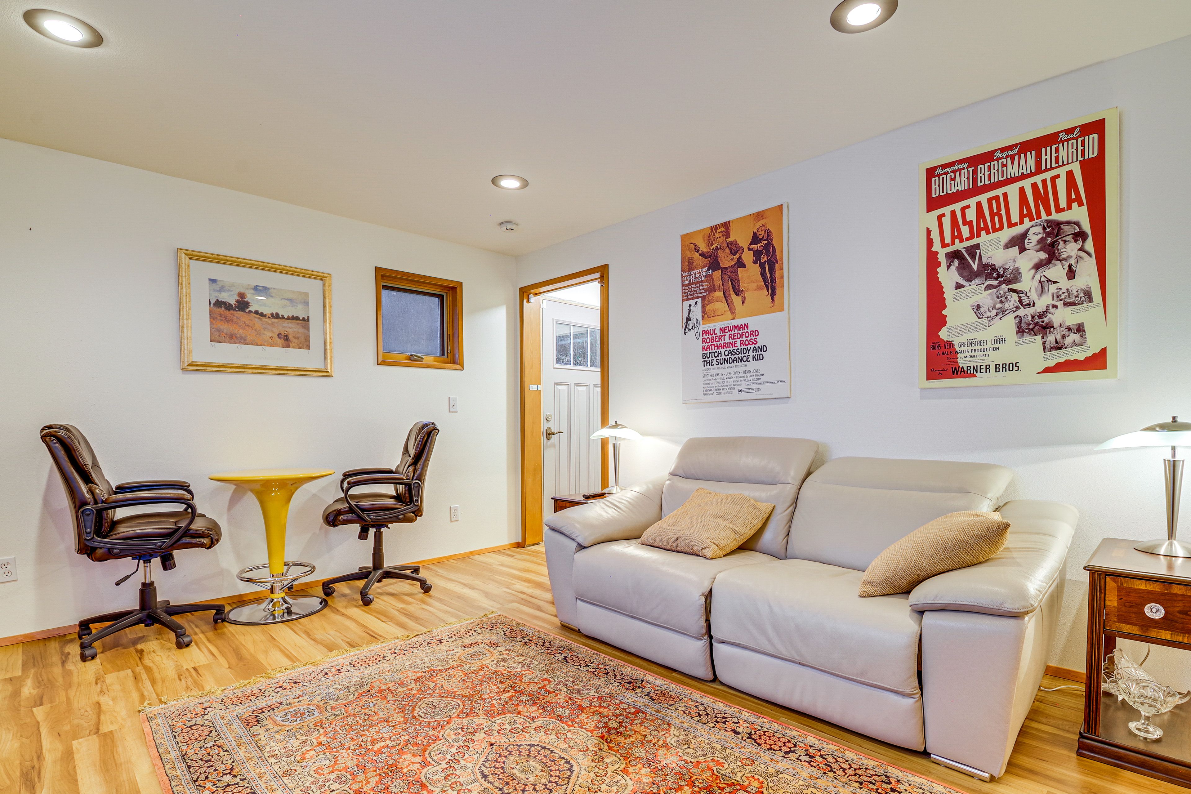 Den | Smart TV | Main Level