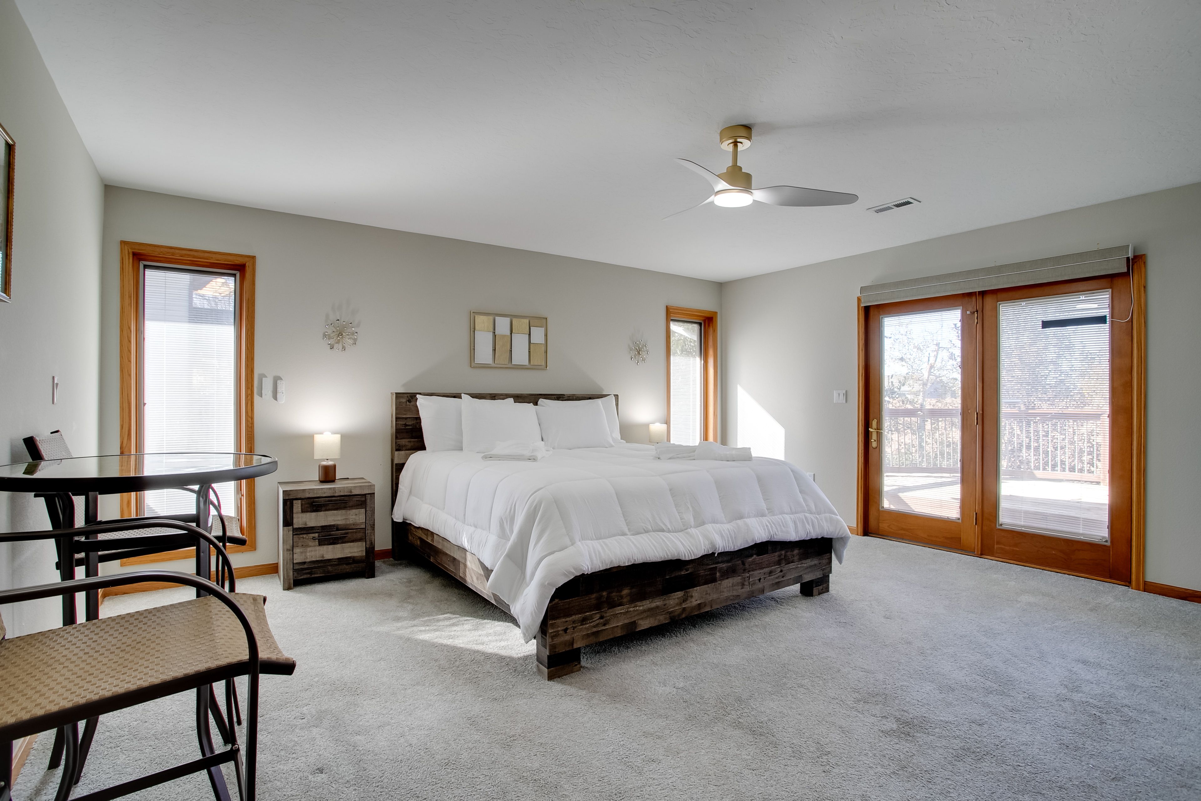 Bedroom 1 | King Bed | Smart TV | En-Suite Bathroom | Main Level