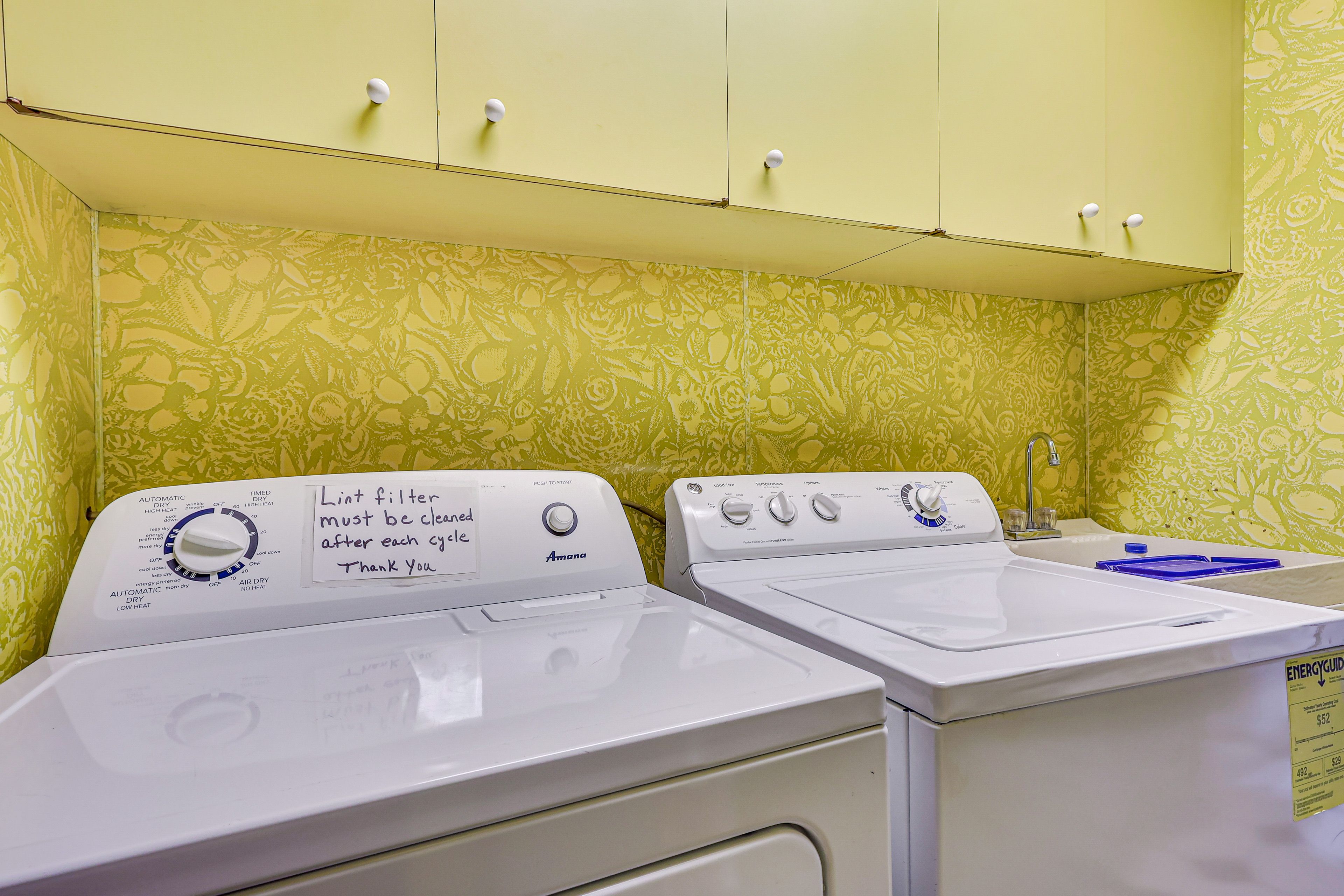 Laundry Room | Washer & Dryer