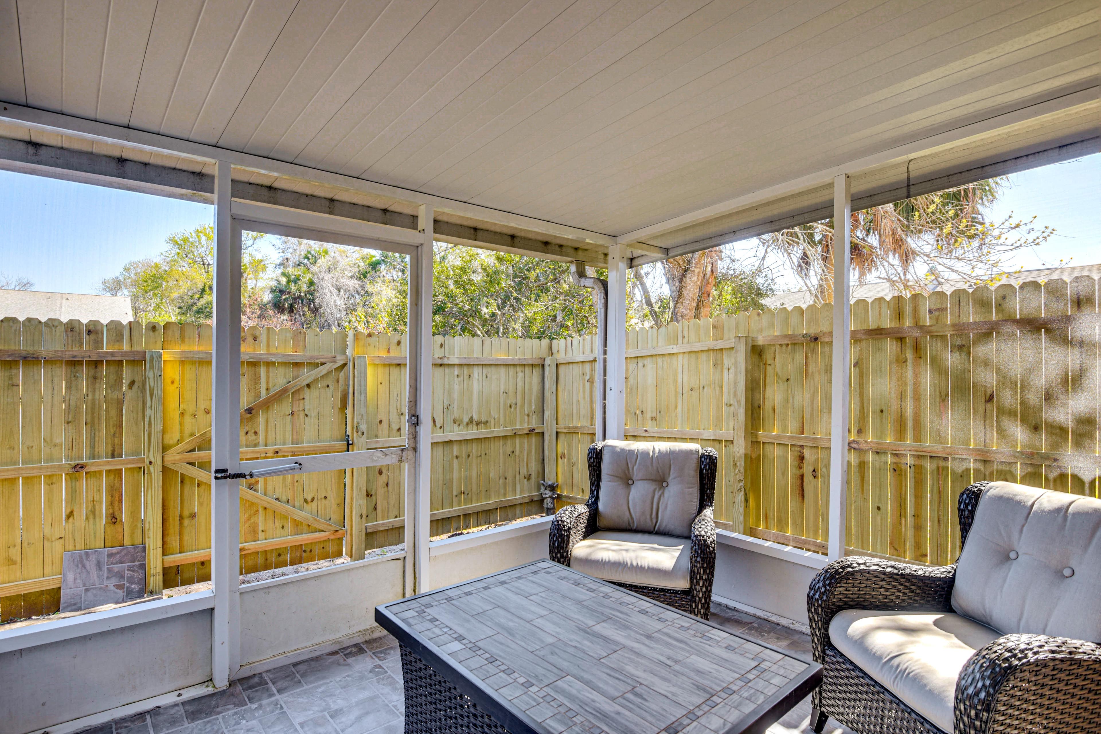 Screened Patio