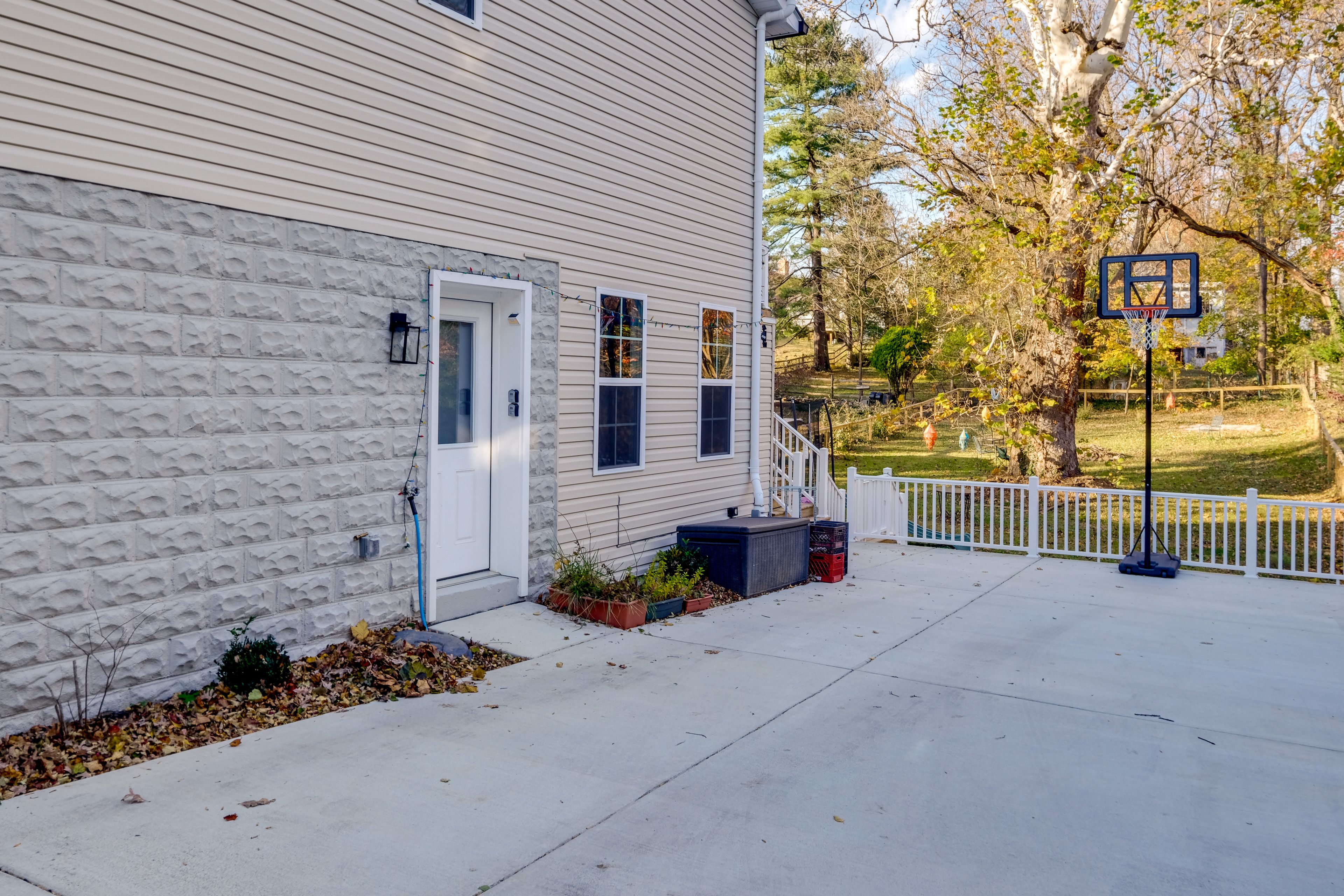 Exterior | Single-Level Basement Apartment | Basketball Hoop Not Available
