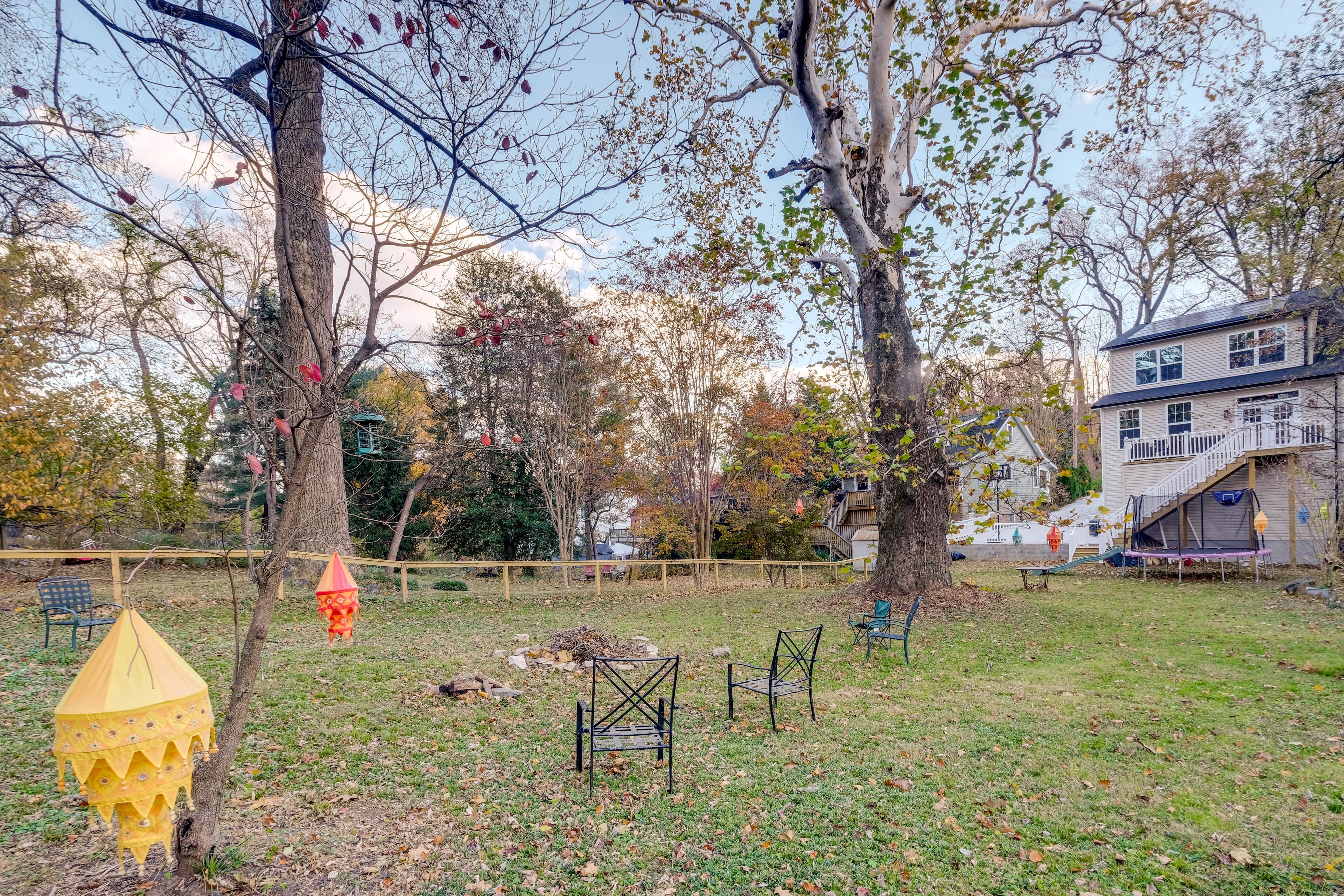 Shared Outdoor Space | Trampoline & Fire Pit Not Available
