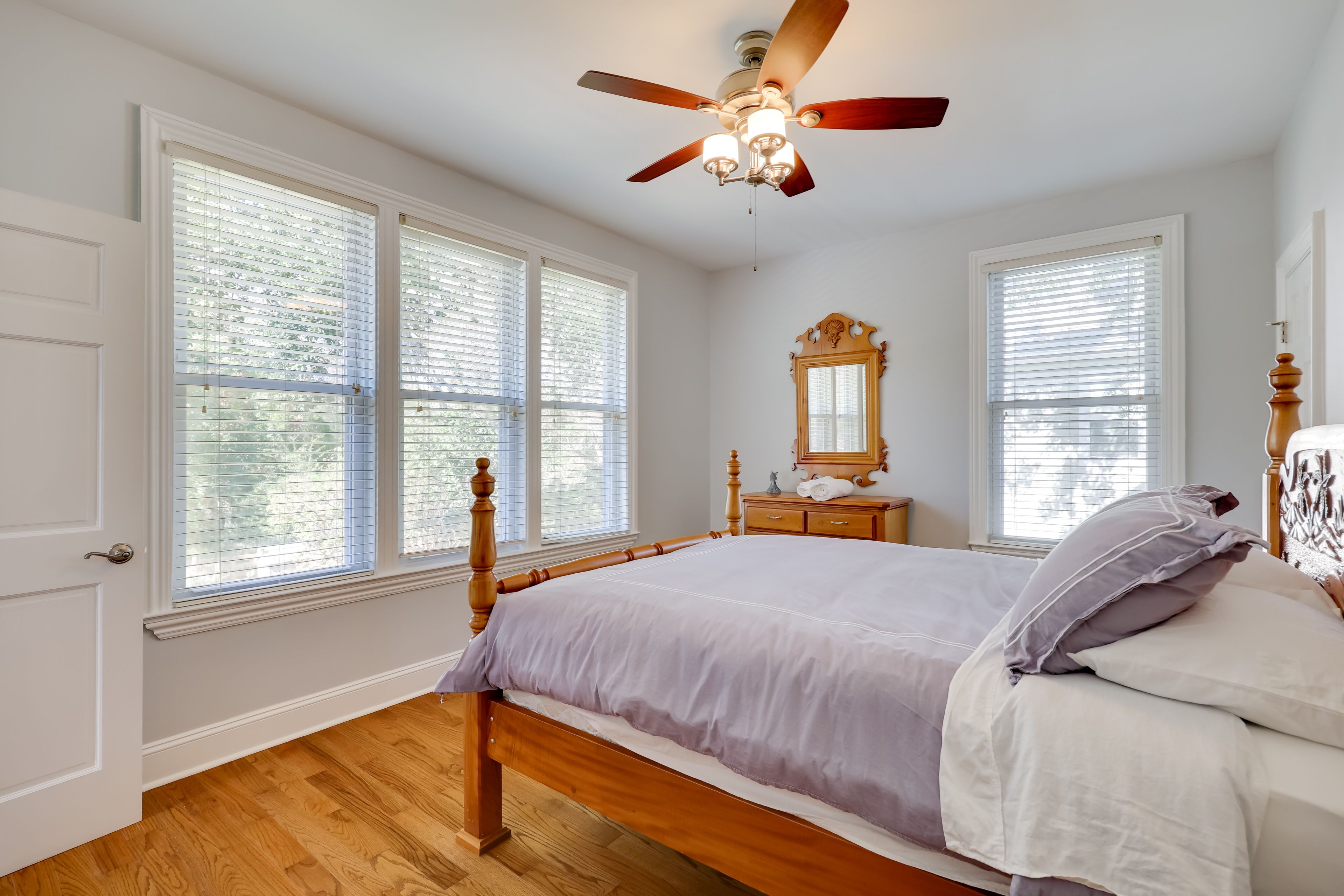 Bedroom 1 | Queen Bed | Linens Provided