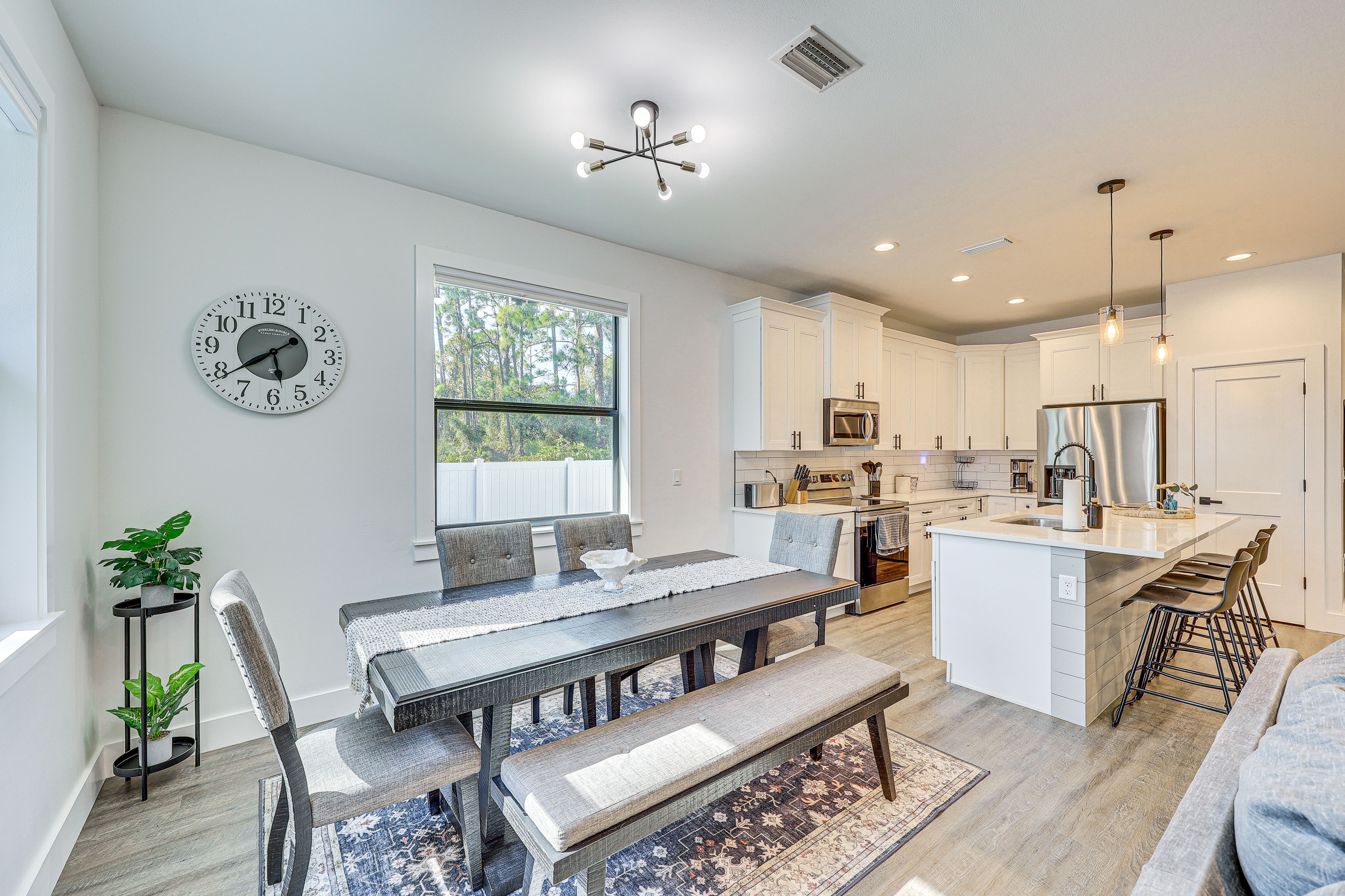 Dining Area | Free WiFi | Single-Story Home