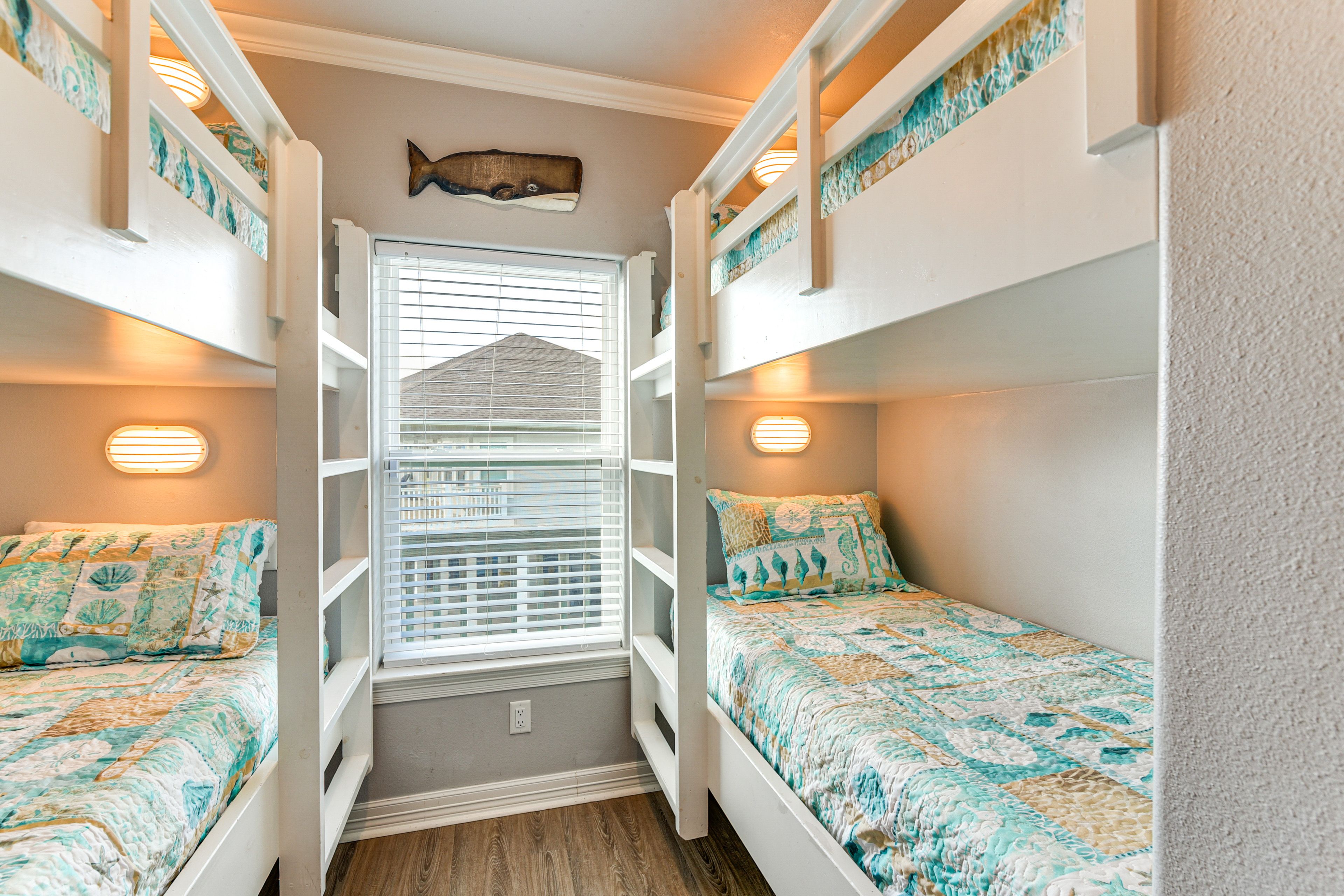 Bedroom 4 | 2 Twin Bunk Beds