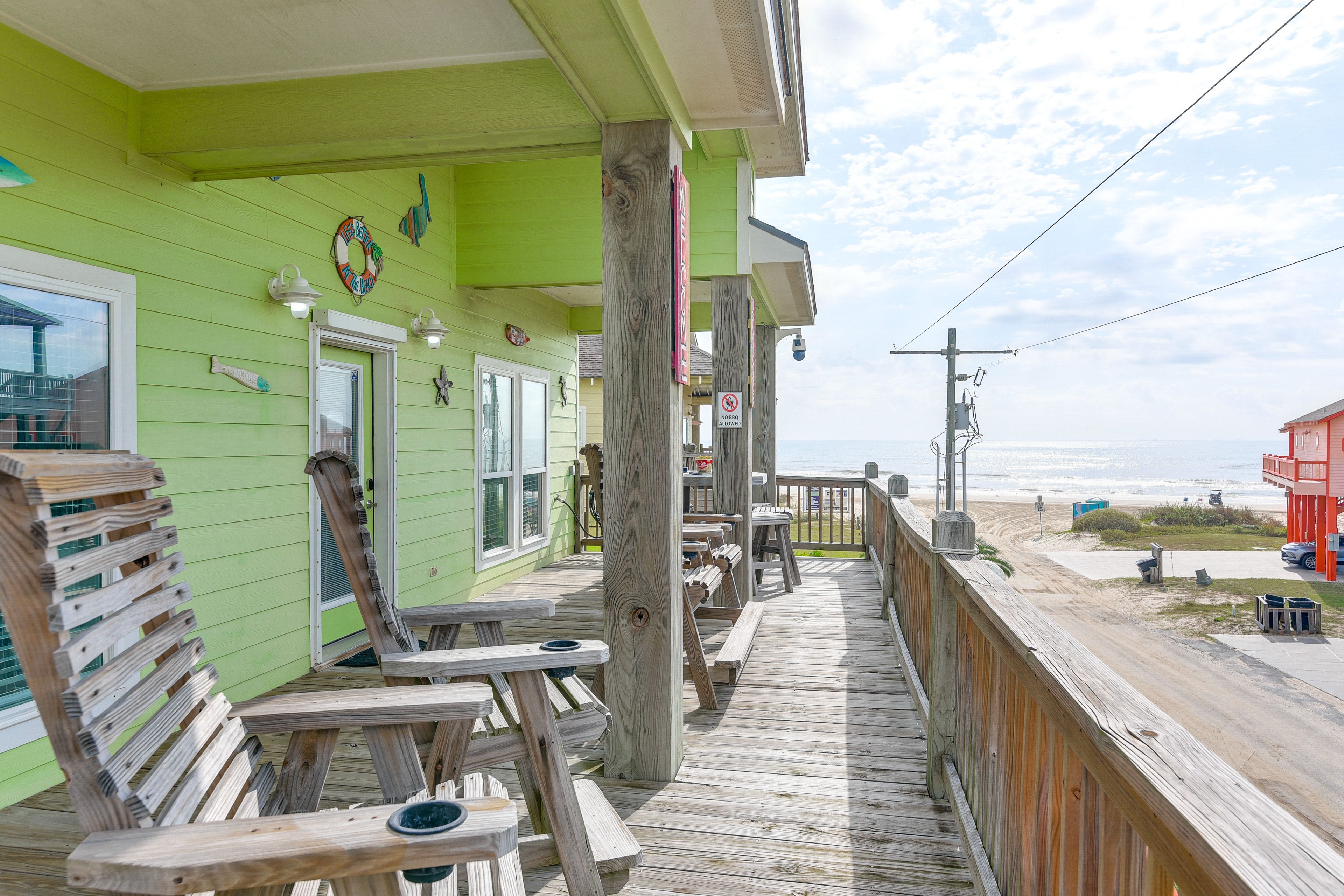Crystal Beach Vacation Rental | 3BR | 2BA | 1,528 Sq Ft | Stairs Required