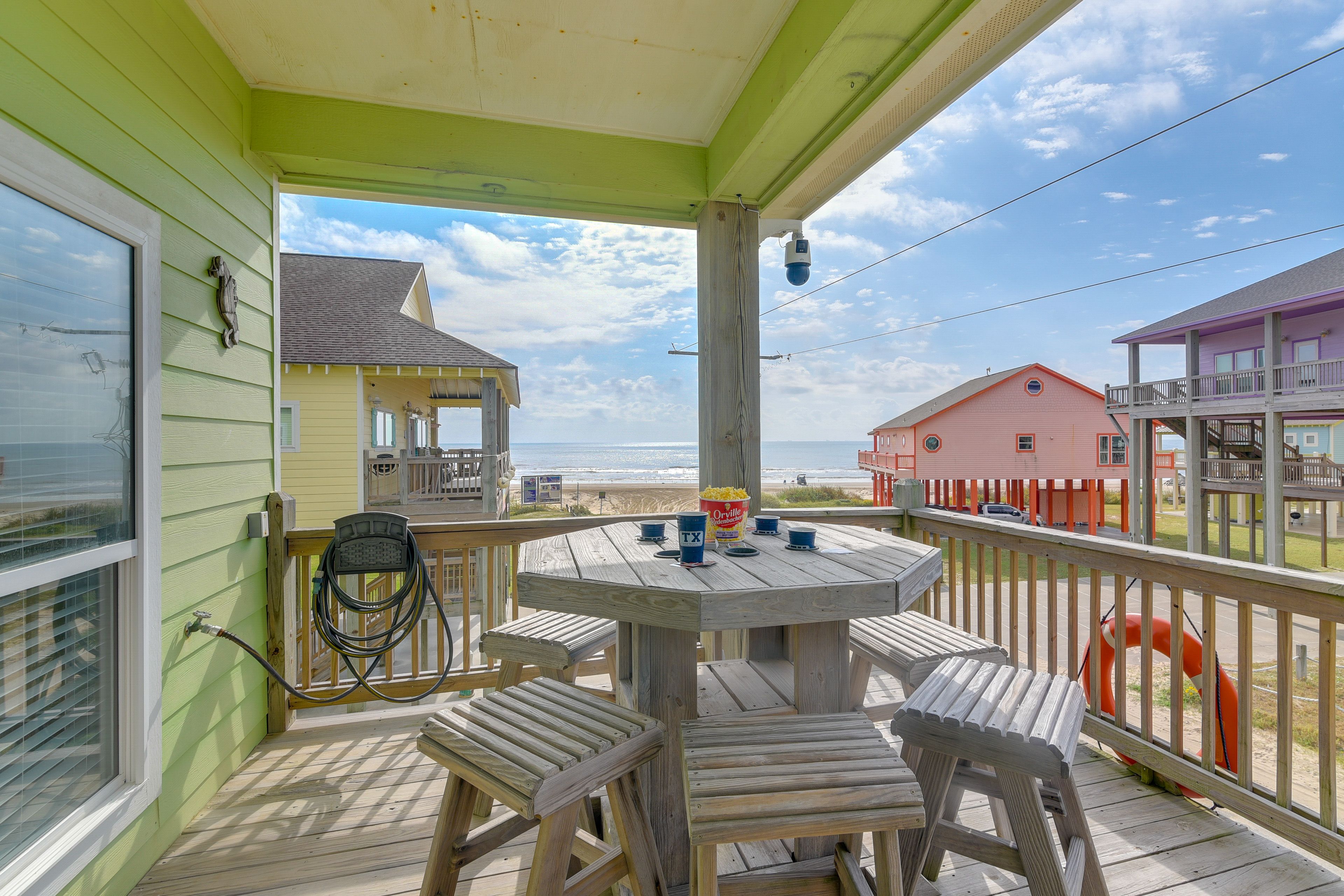 Crystal Beach Vacation Rental | 3BR | 2BA | 1,528 Sq Ft | Stairs Required