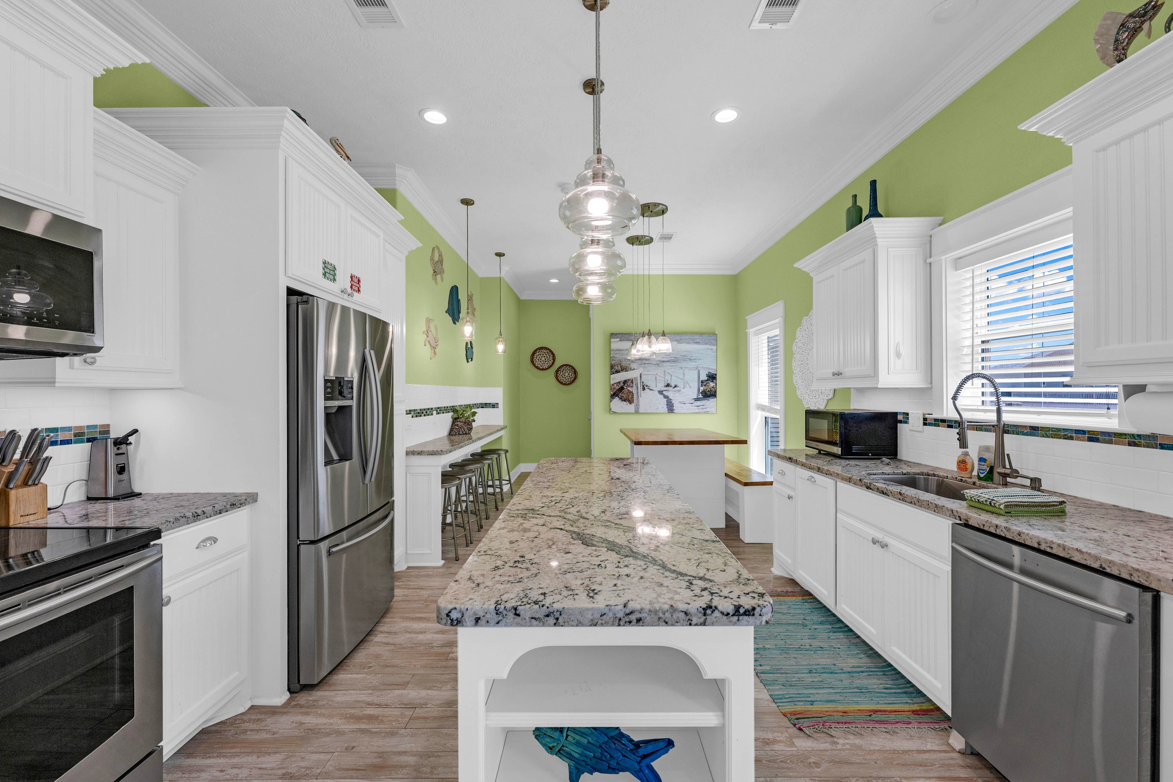 Kitchen | Keurig & Drip Coffee Makers | Blender | Toaster | Cooking Basics