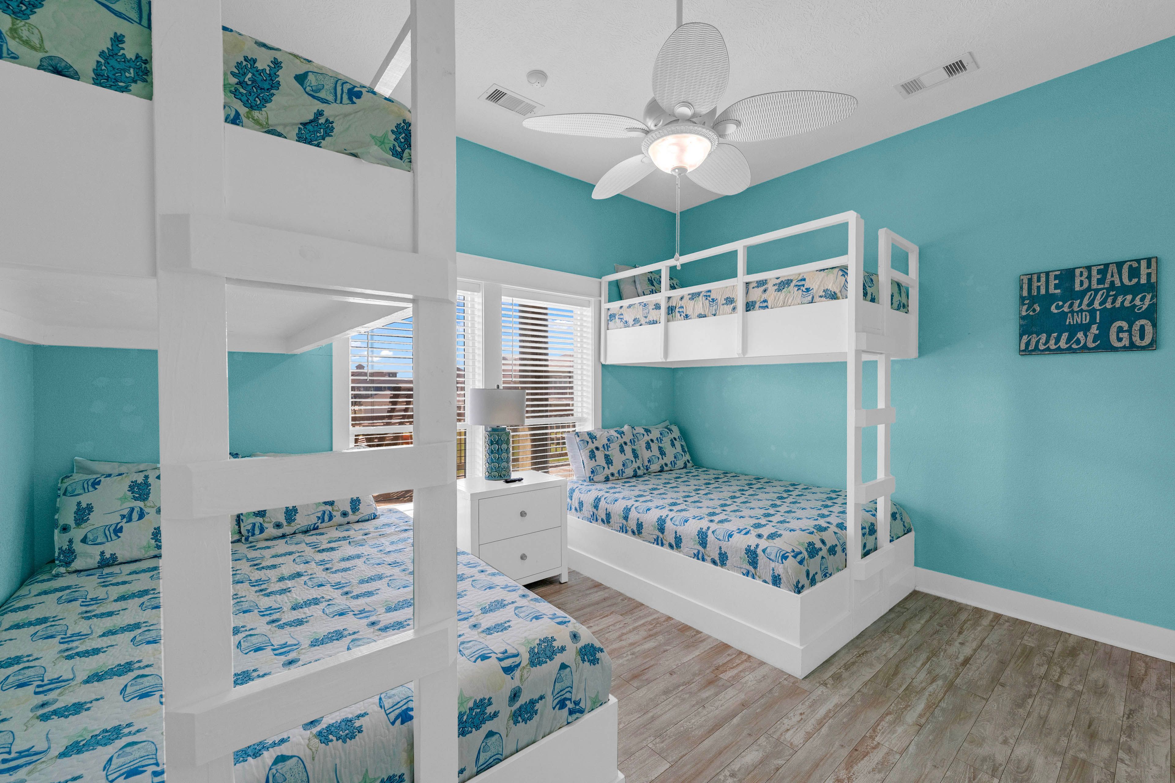Bedroom 3 | 2 Bunk Beds (Twin/Queen) | Smart TV