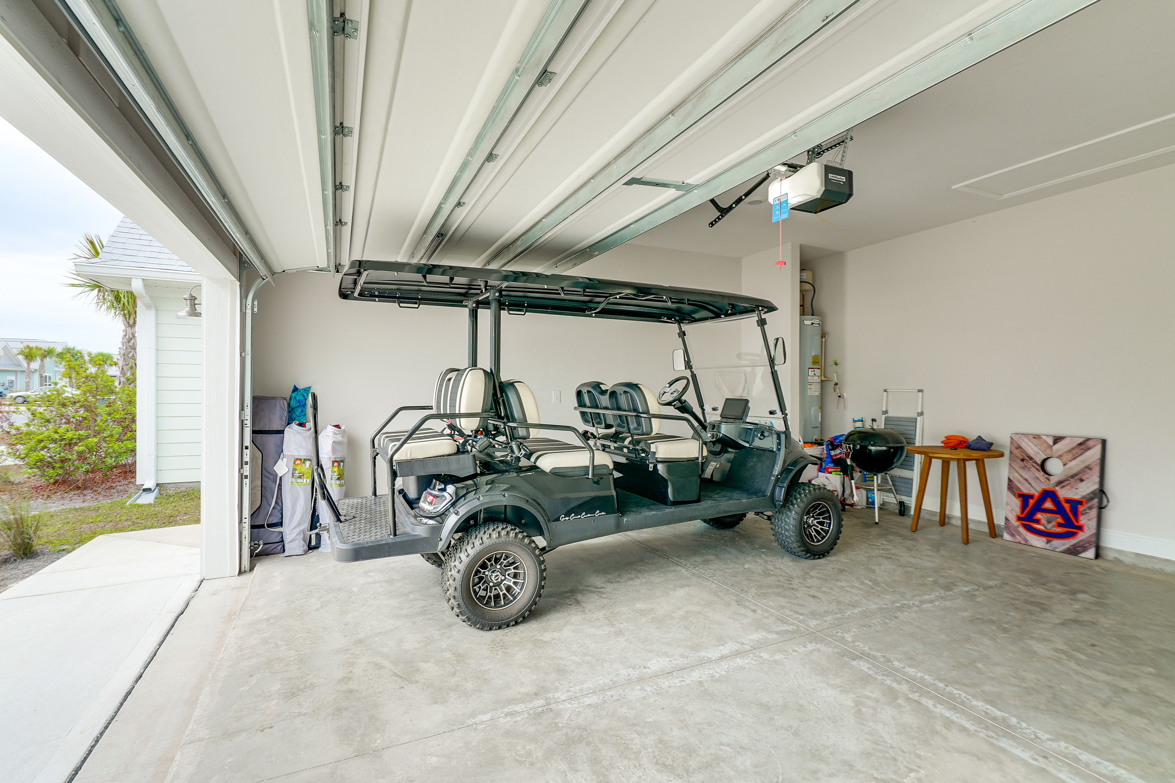 Complimentary 6-Seater Electric Golf Cart