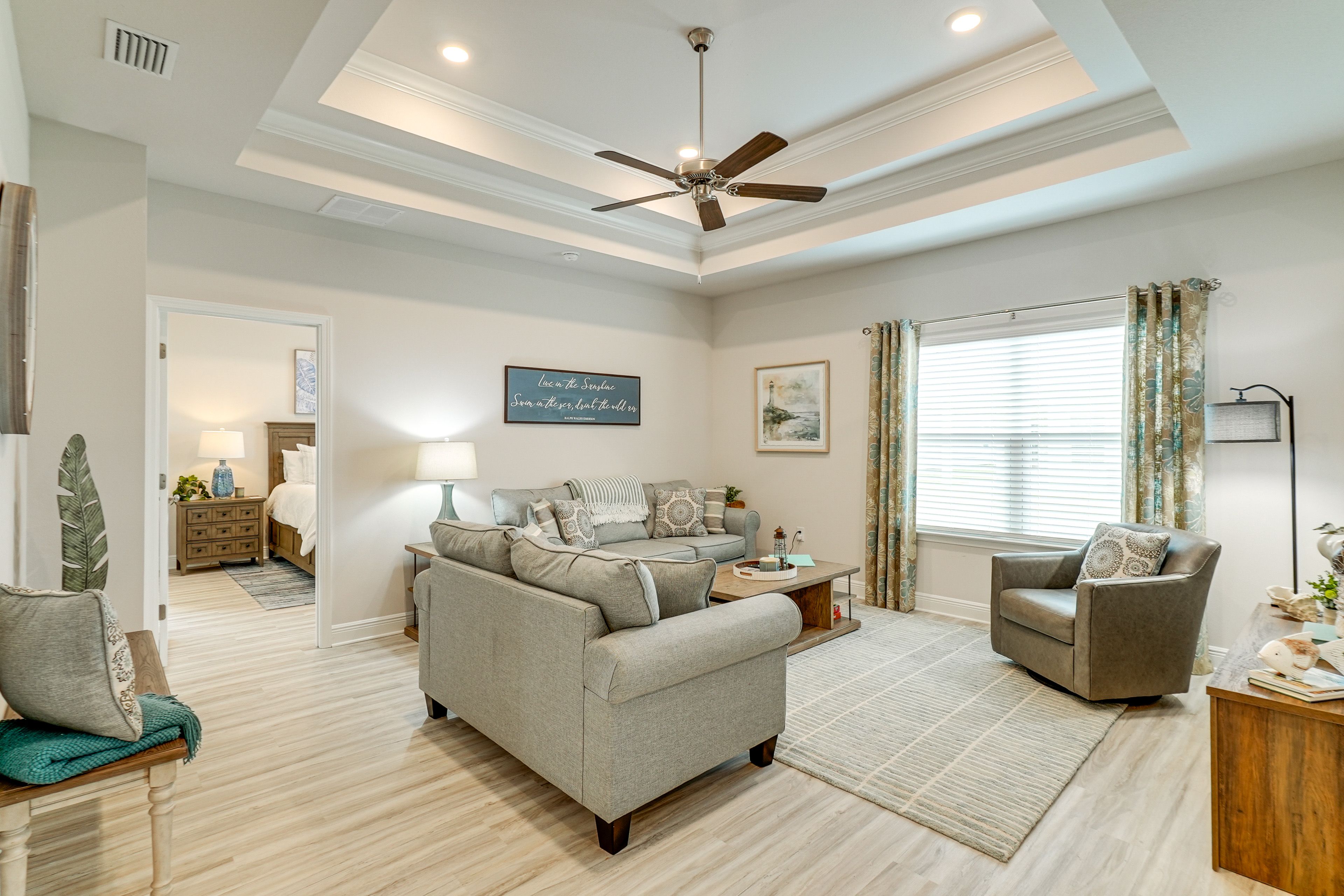 Living Room | Free WiFi