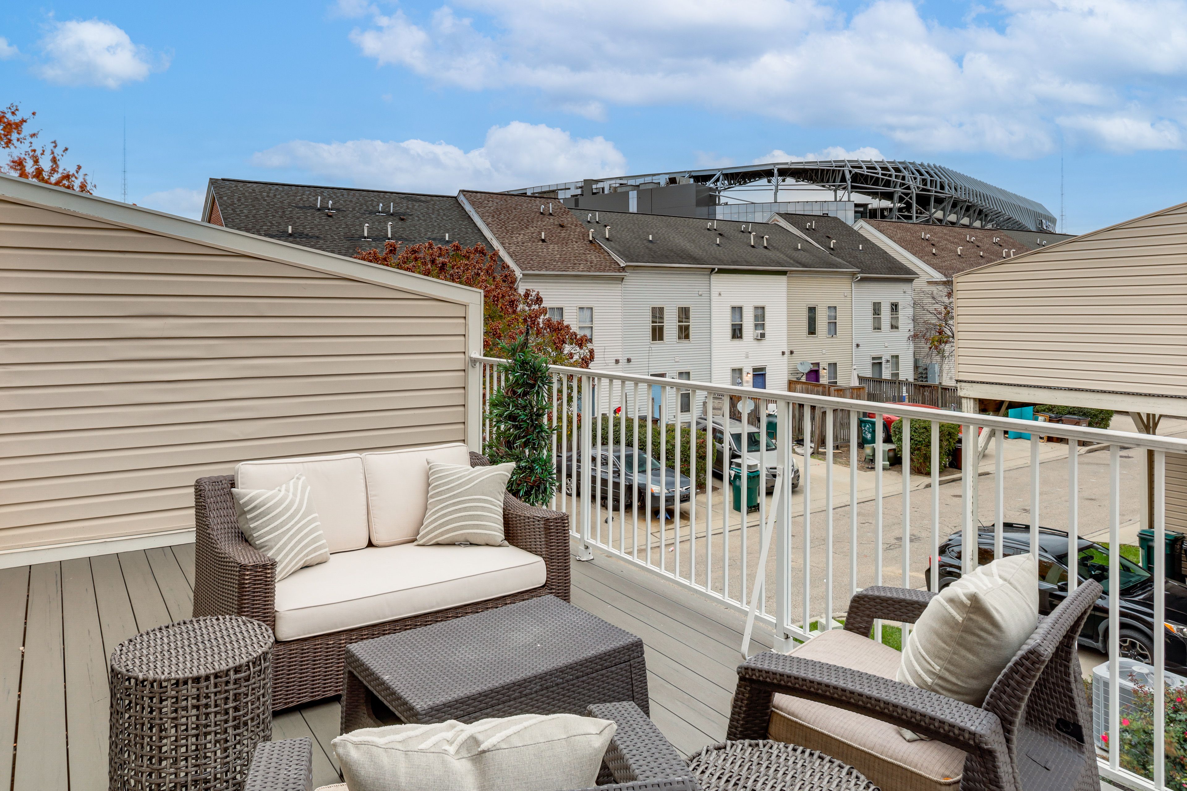 Townhome Exterior | Furnished Deck