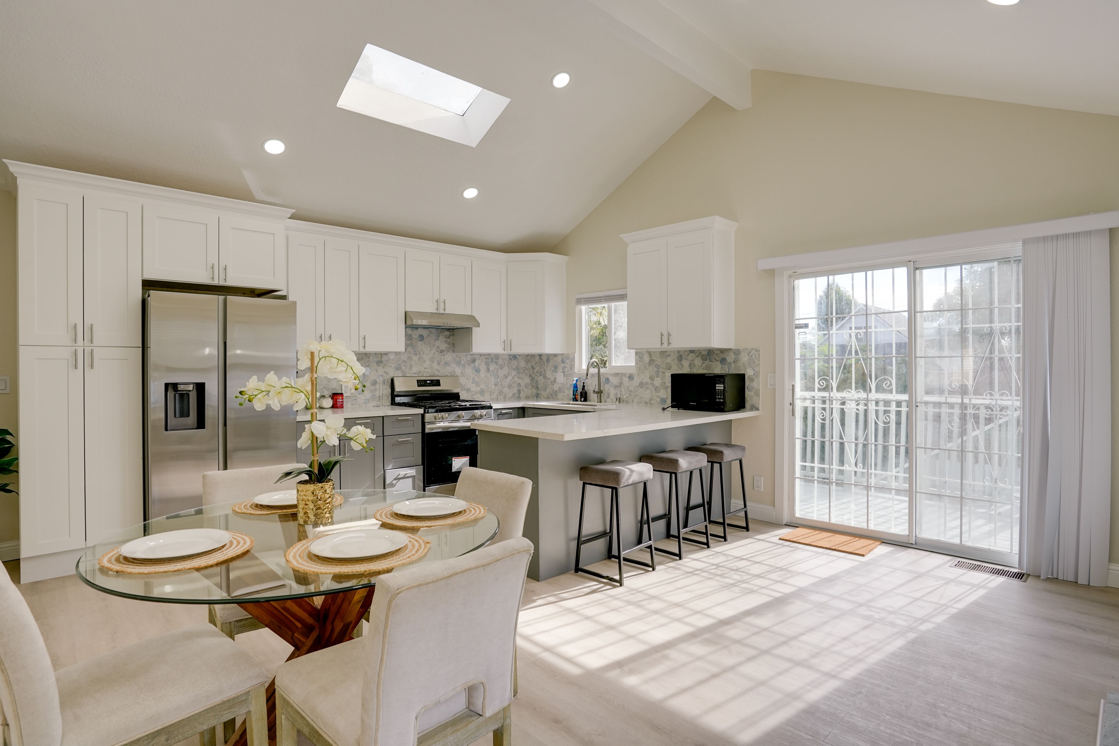 Kitchen | Drip Coffee Maker | Dishware & Flatware Provided | Main Level