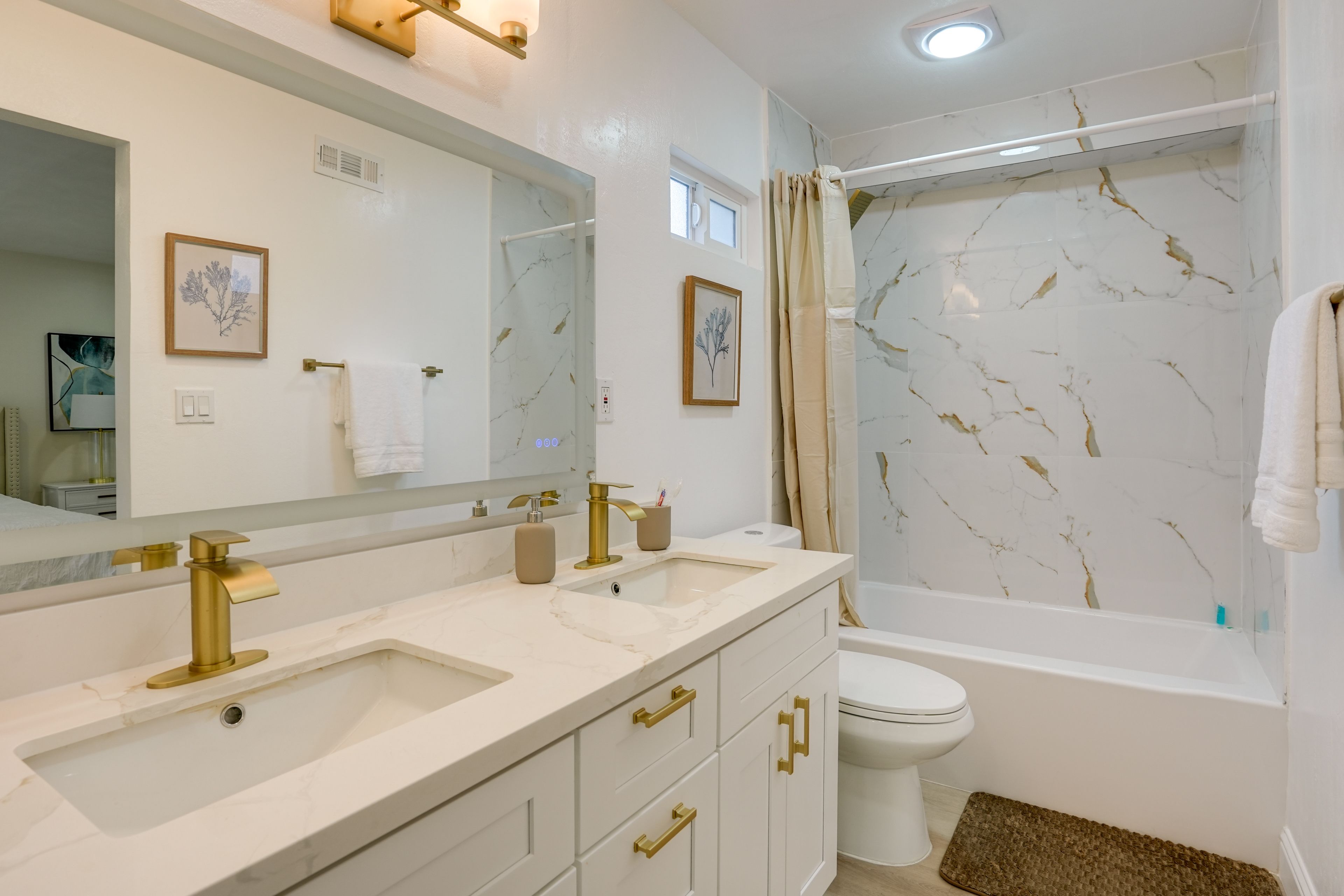 Full Bathroom | Lower Level
