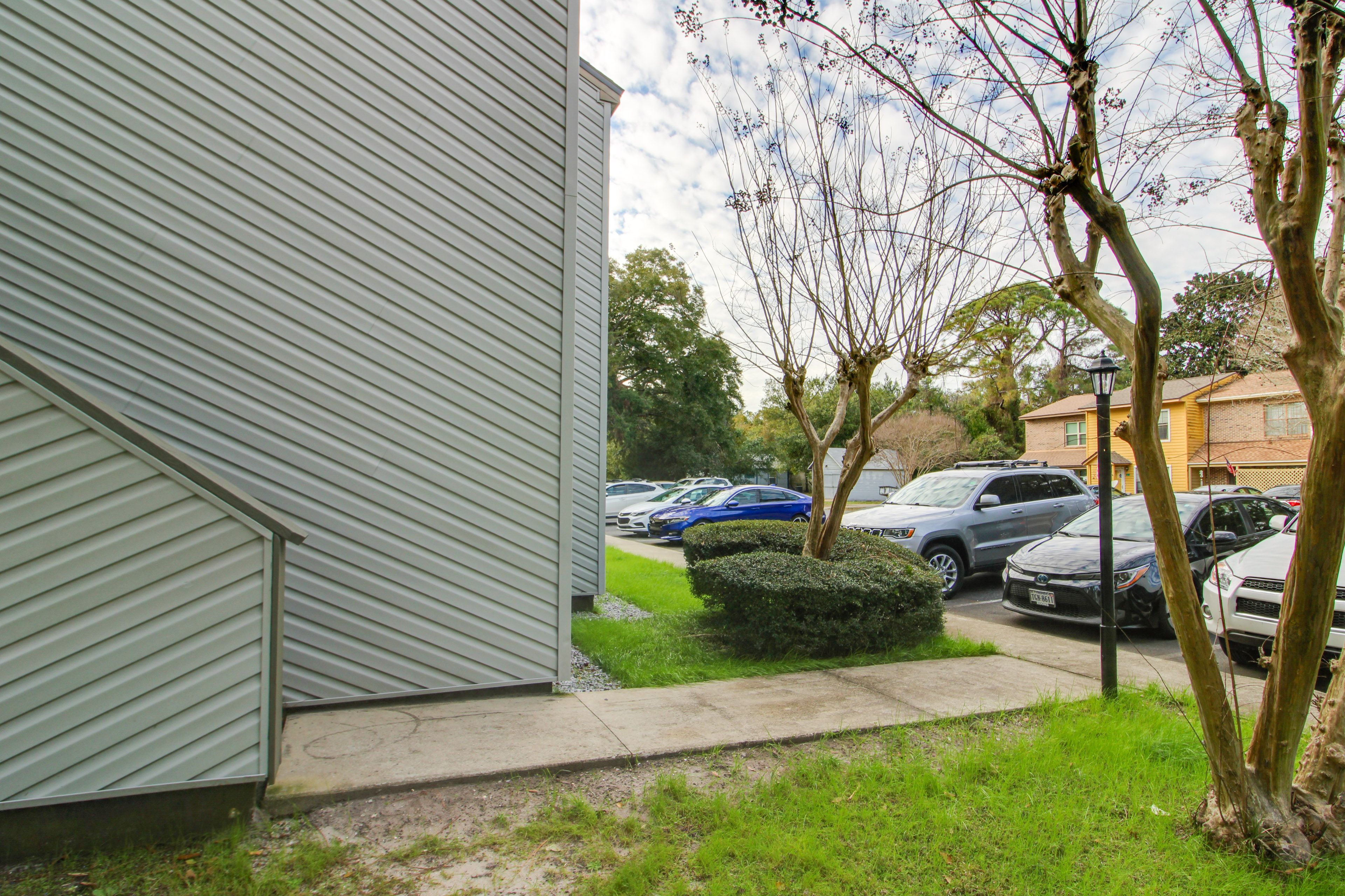 Parking | Community Garage (2 Vehicles)