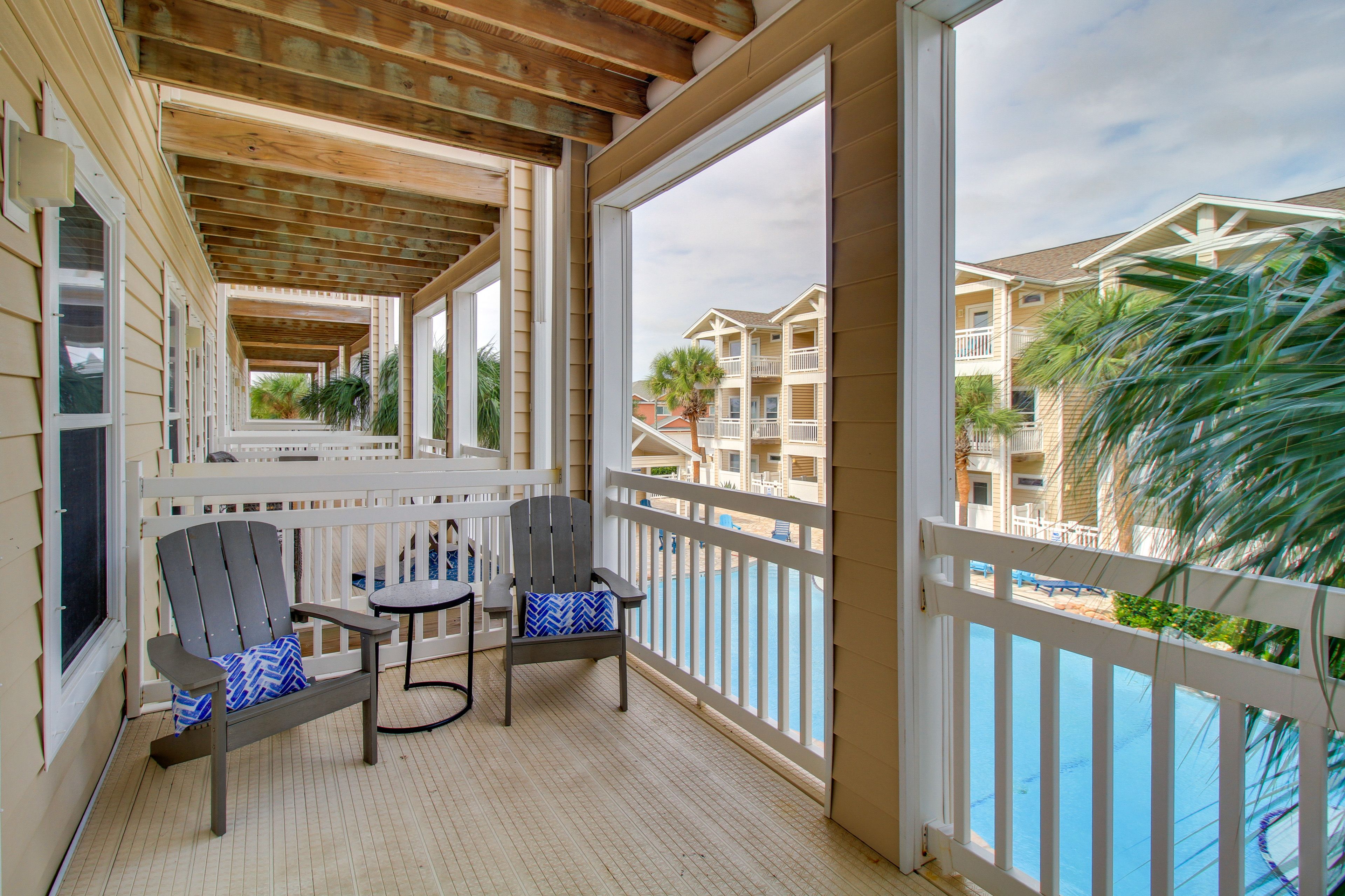 Private Balcony | Outdoor Seating