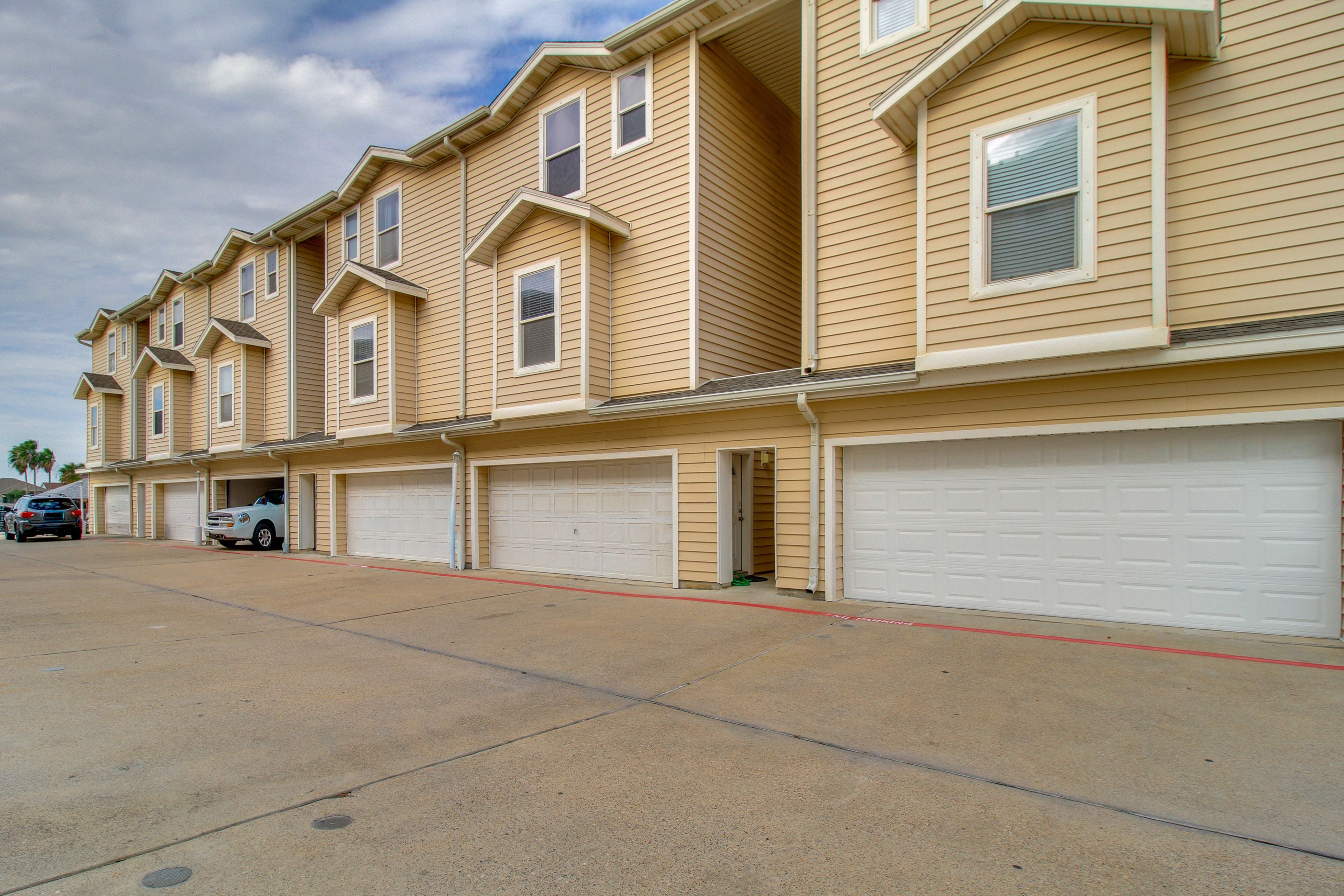 Parking | Community Lot (2 Vehicles)