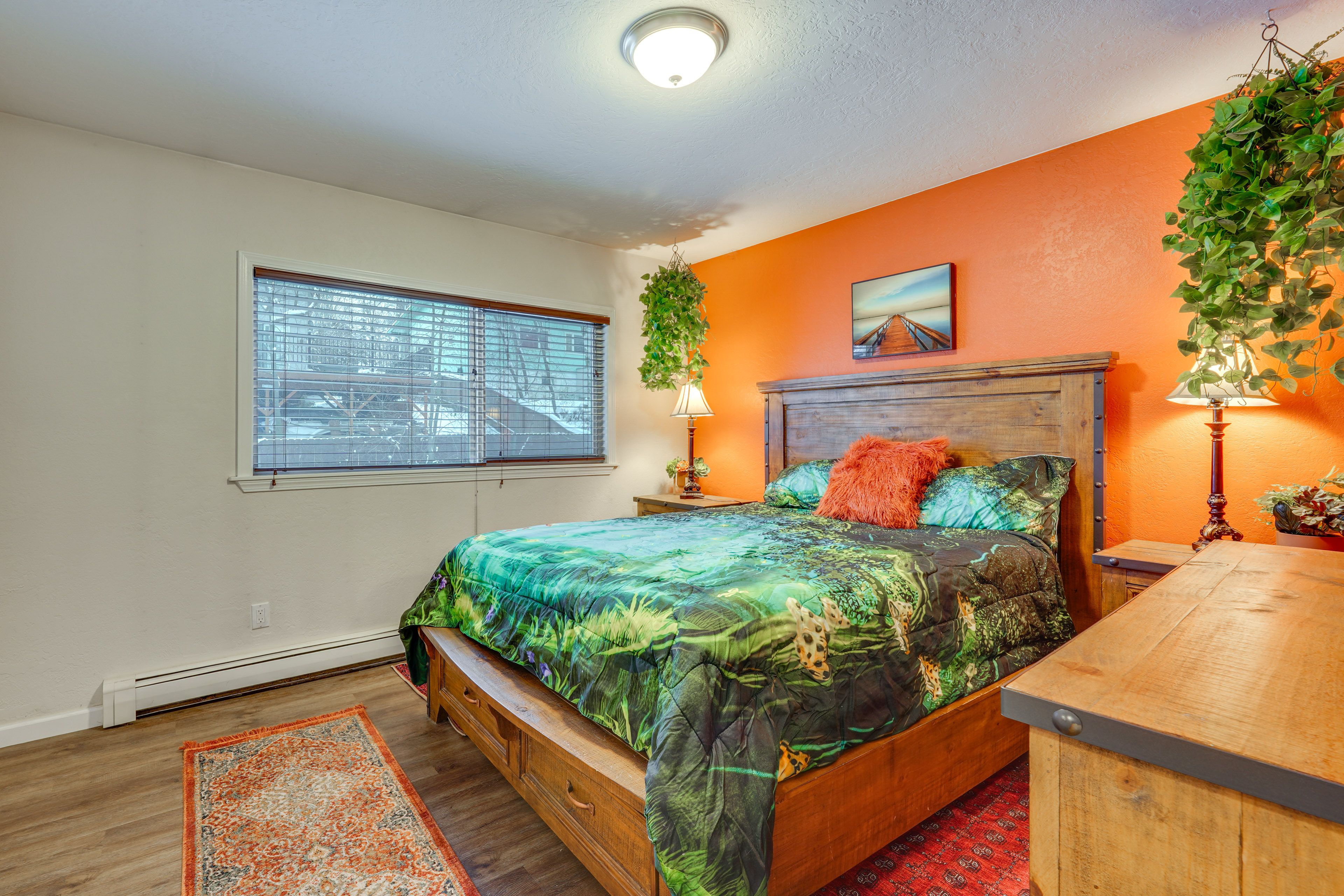 Bedroom 1 | Queen Bed | Linens Provided