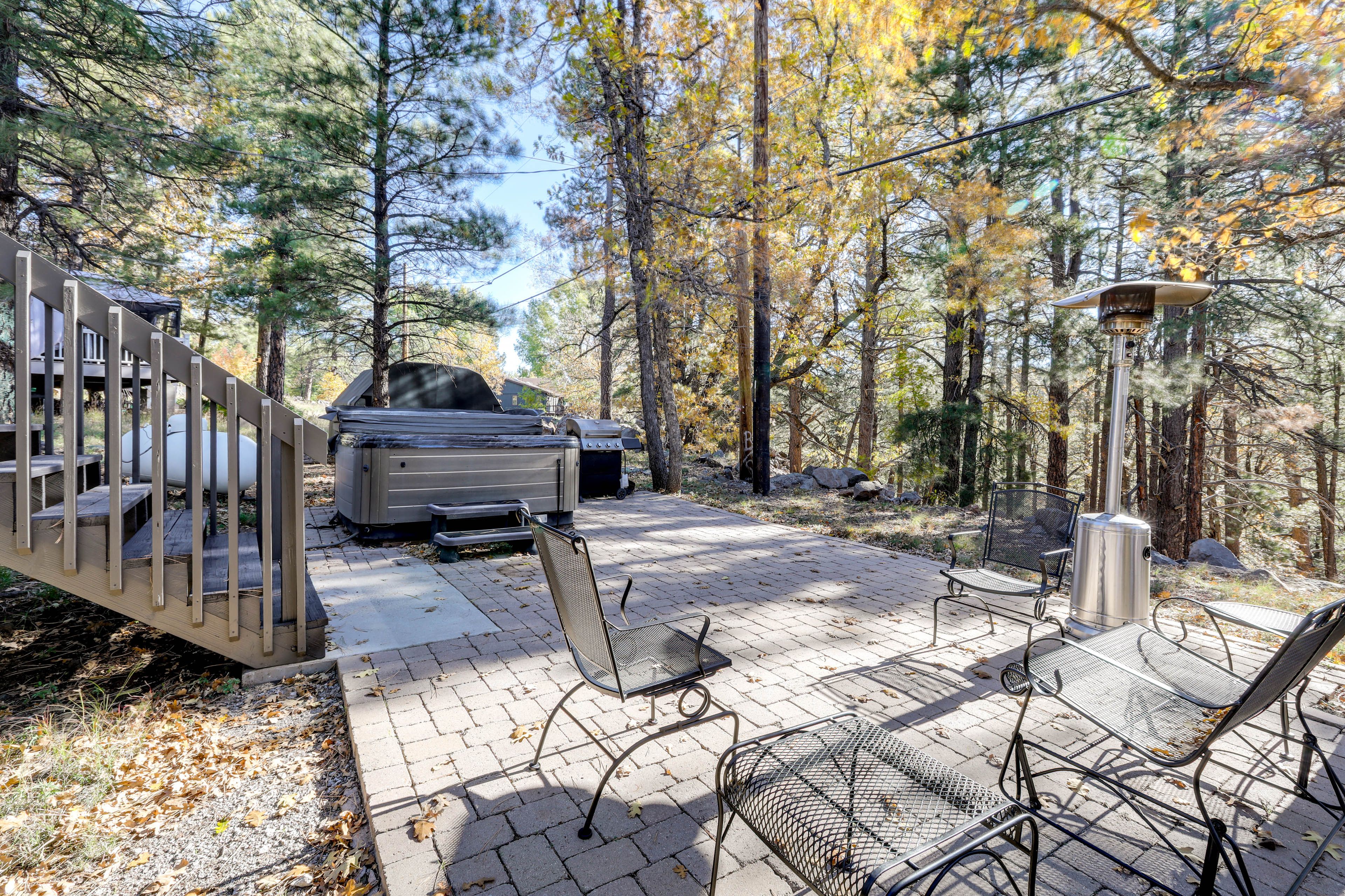 Private Patio | BBQ Grill