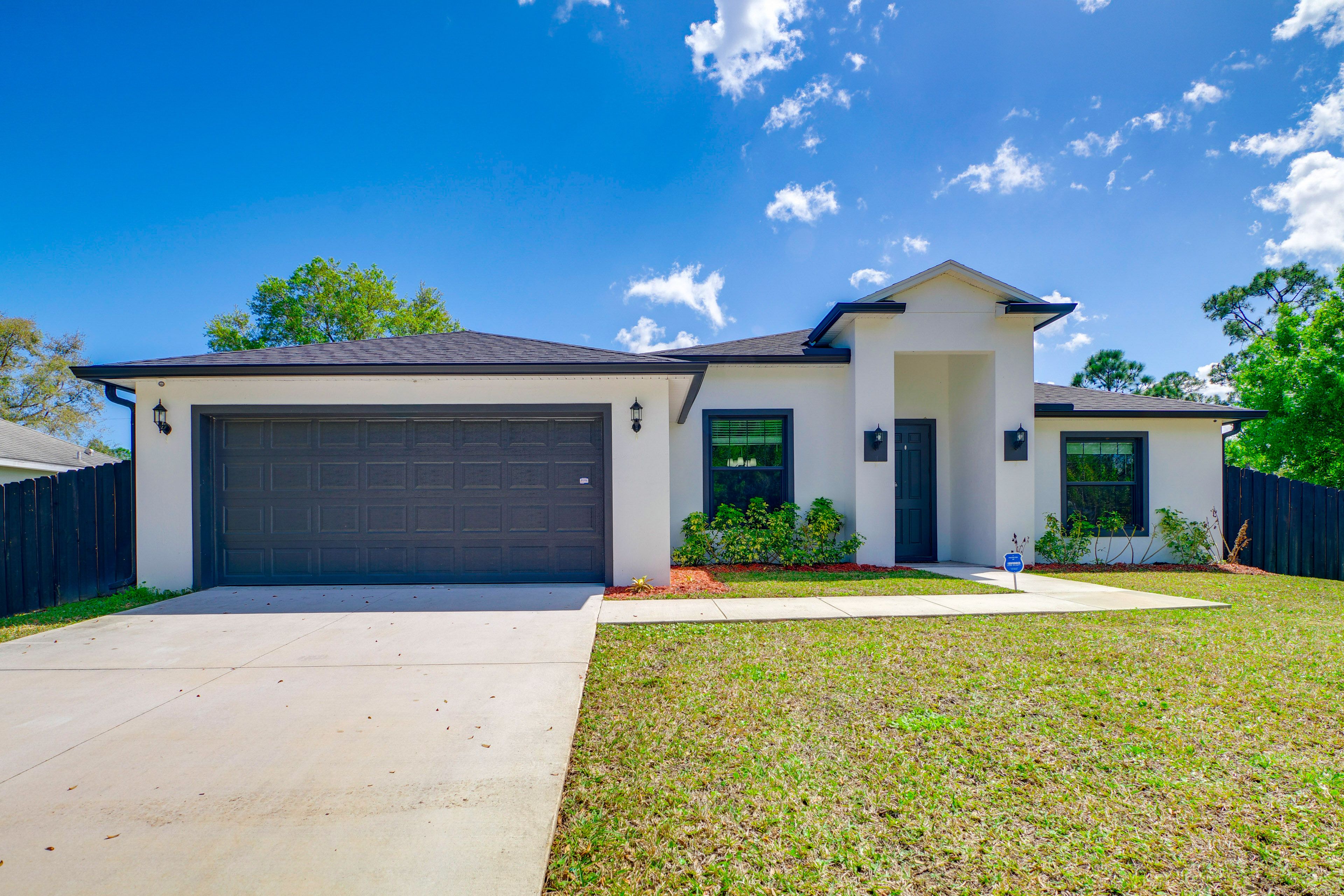 Driveway Parking | 4 Vehicles