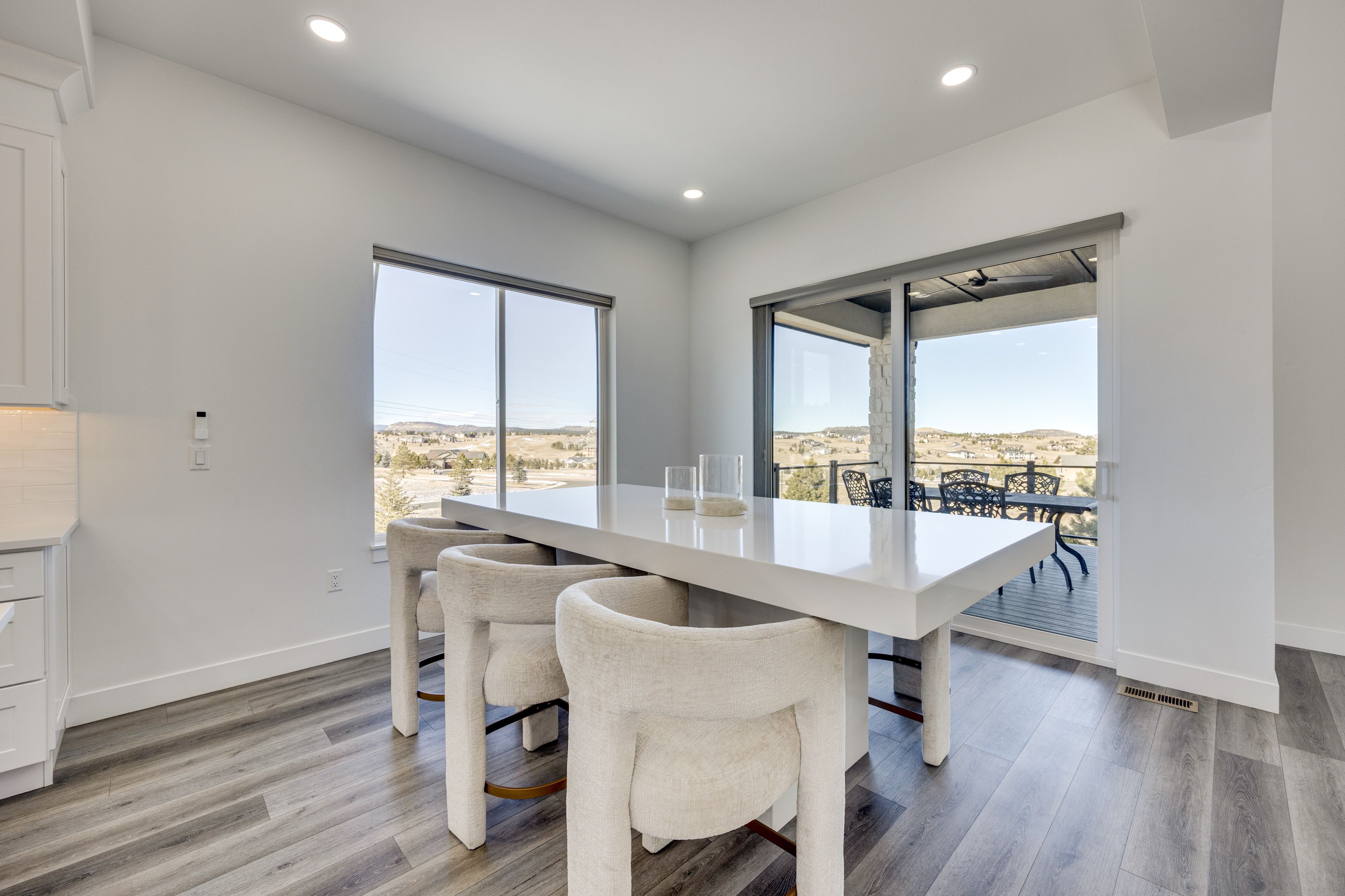 Dining Area | Dishware & Flatware | Main Level