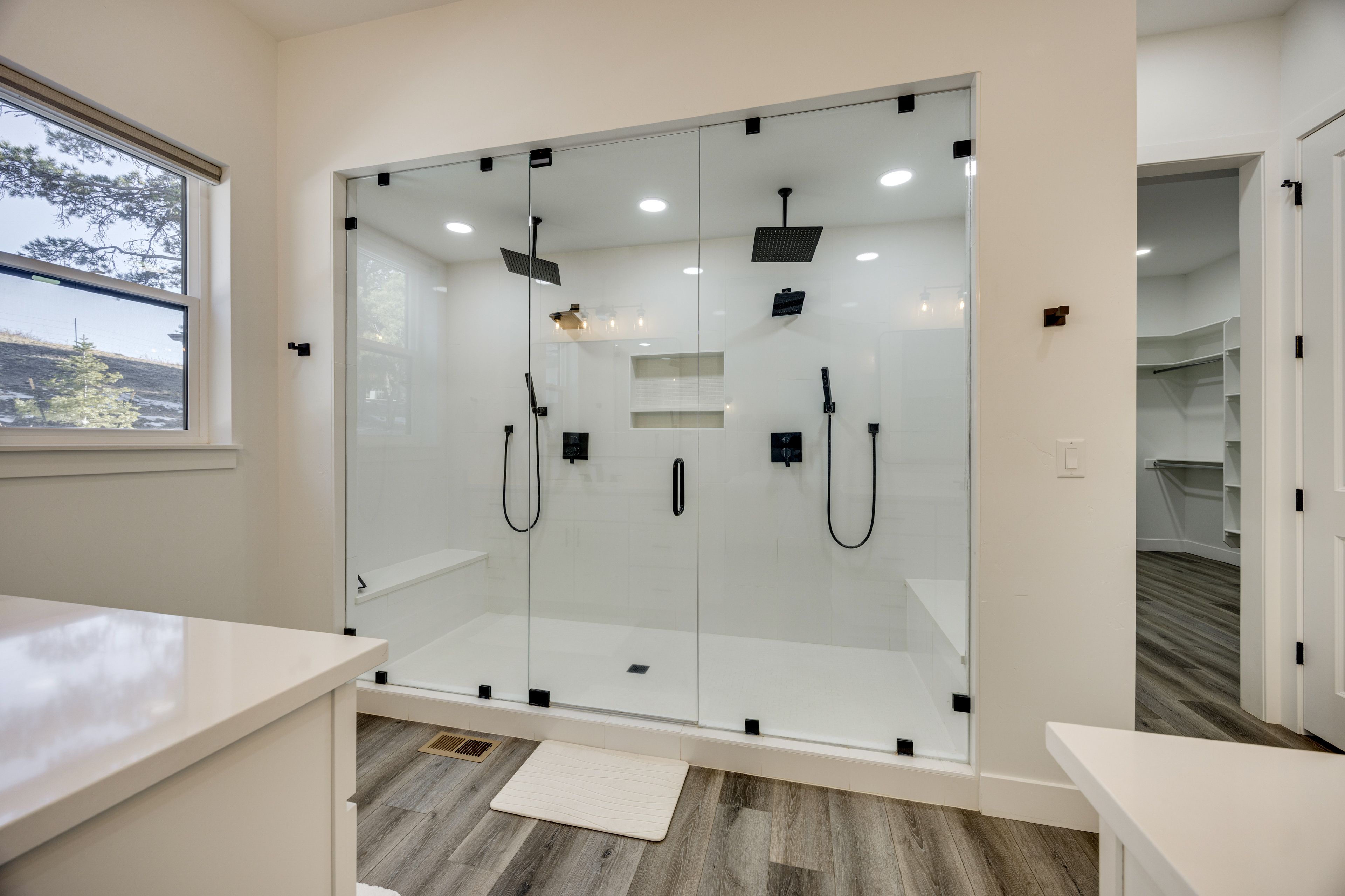 Full Bath | Towels | Hair Dryer | Main Level