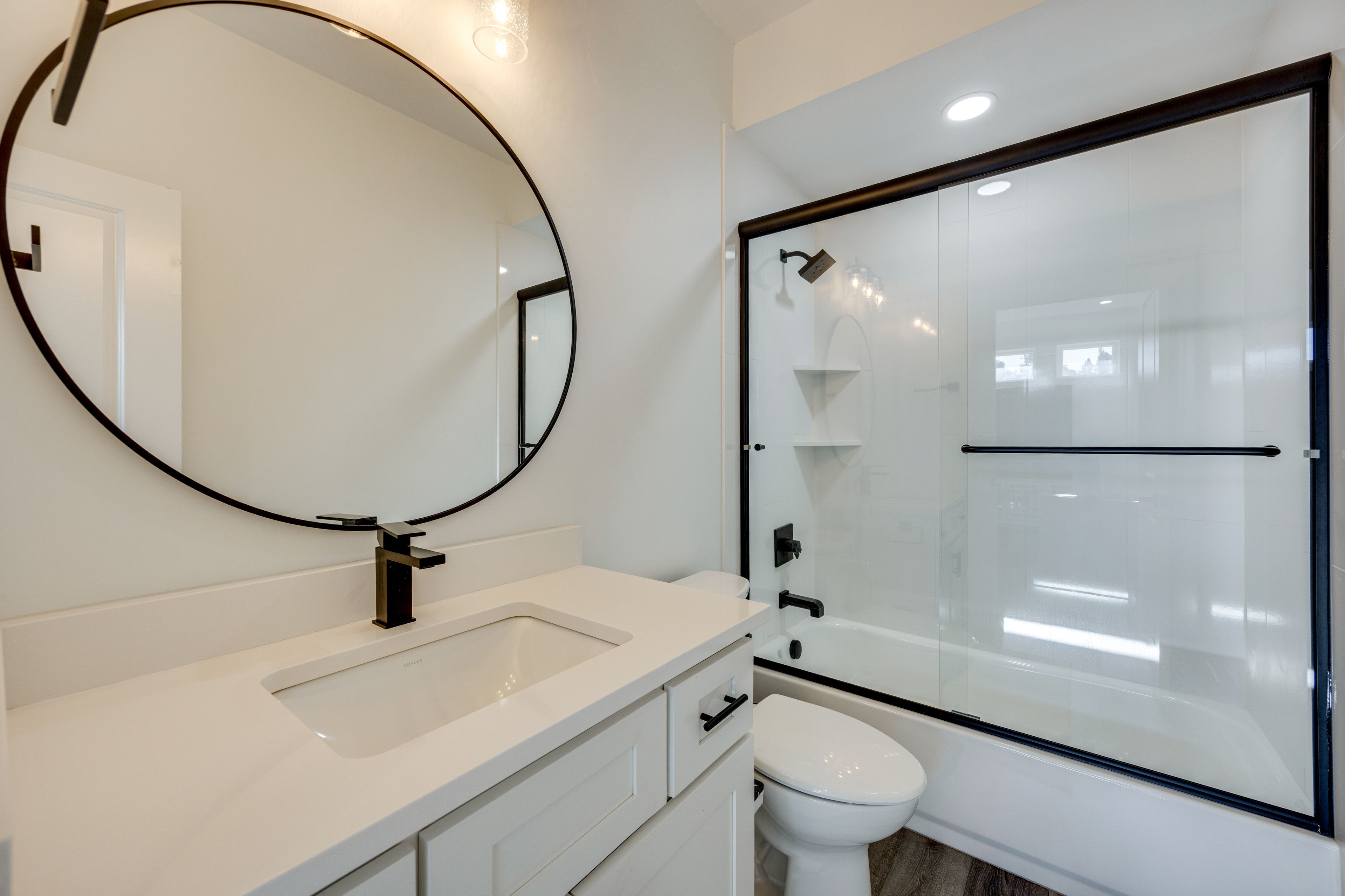 Full Bath | Upper Level