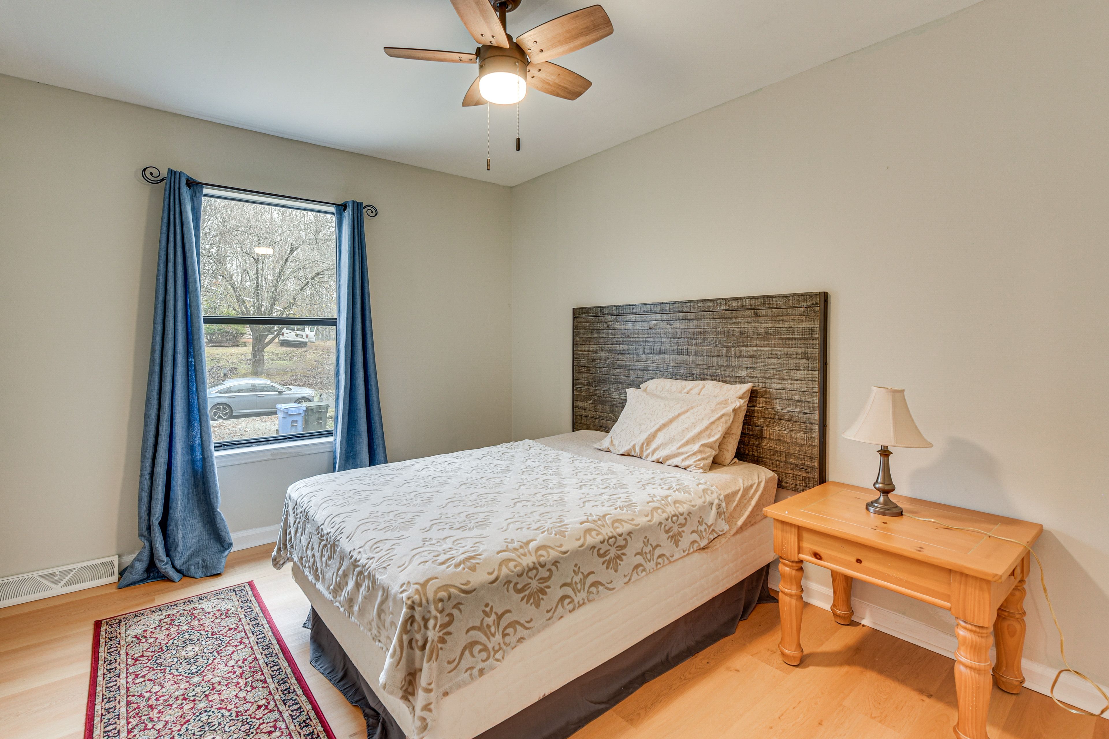 Bedroom 3 | Main Level | Queen Bed