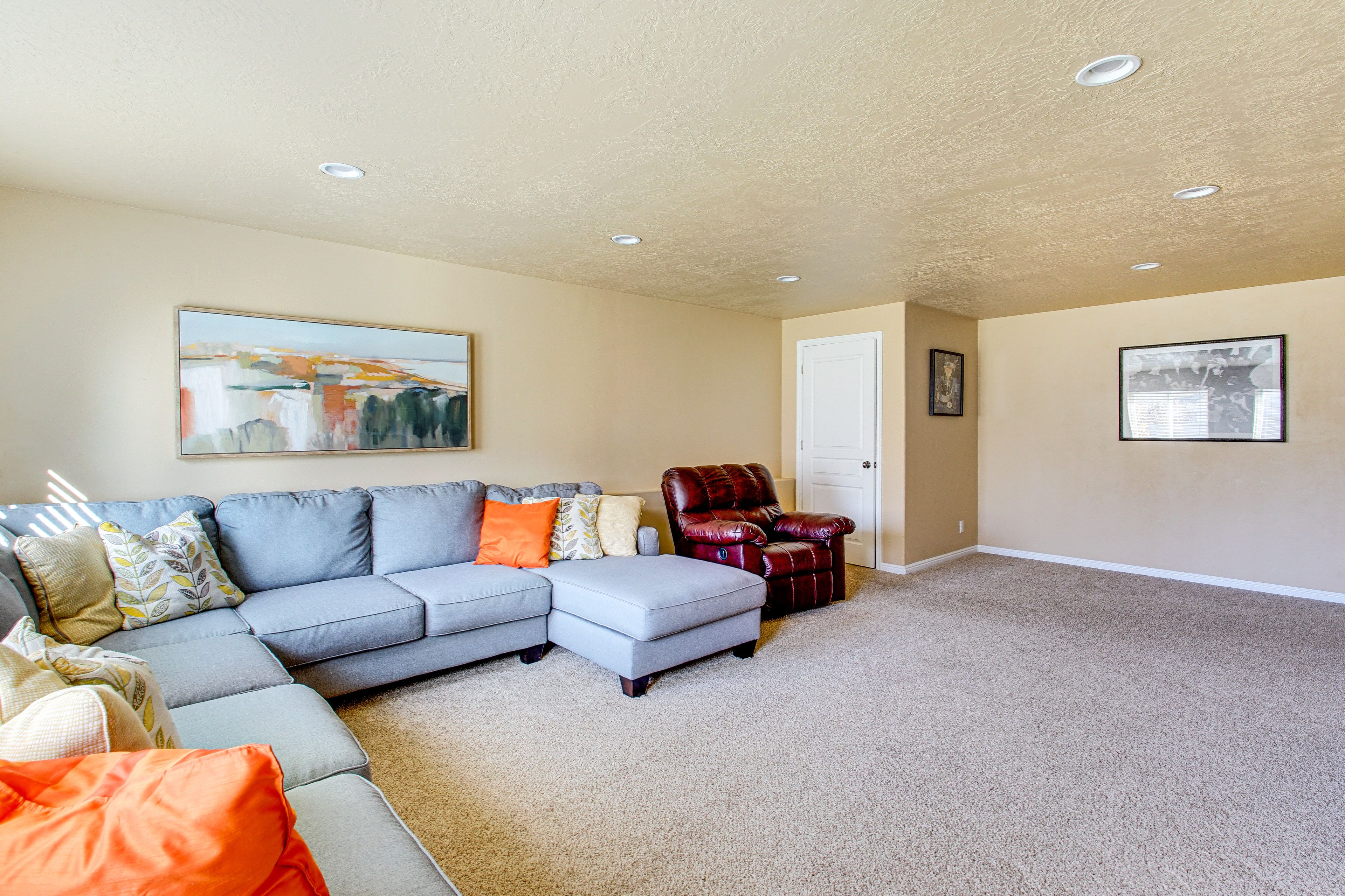 Kids Play Area | Lower Level